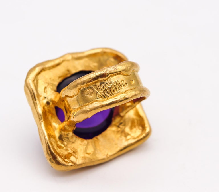Cabochon Jean Mahie 1977 Paris Rare Sculptural Cocktail Ring in Solid 22Kt Yellow Gold For Sale