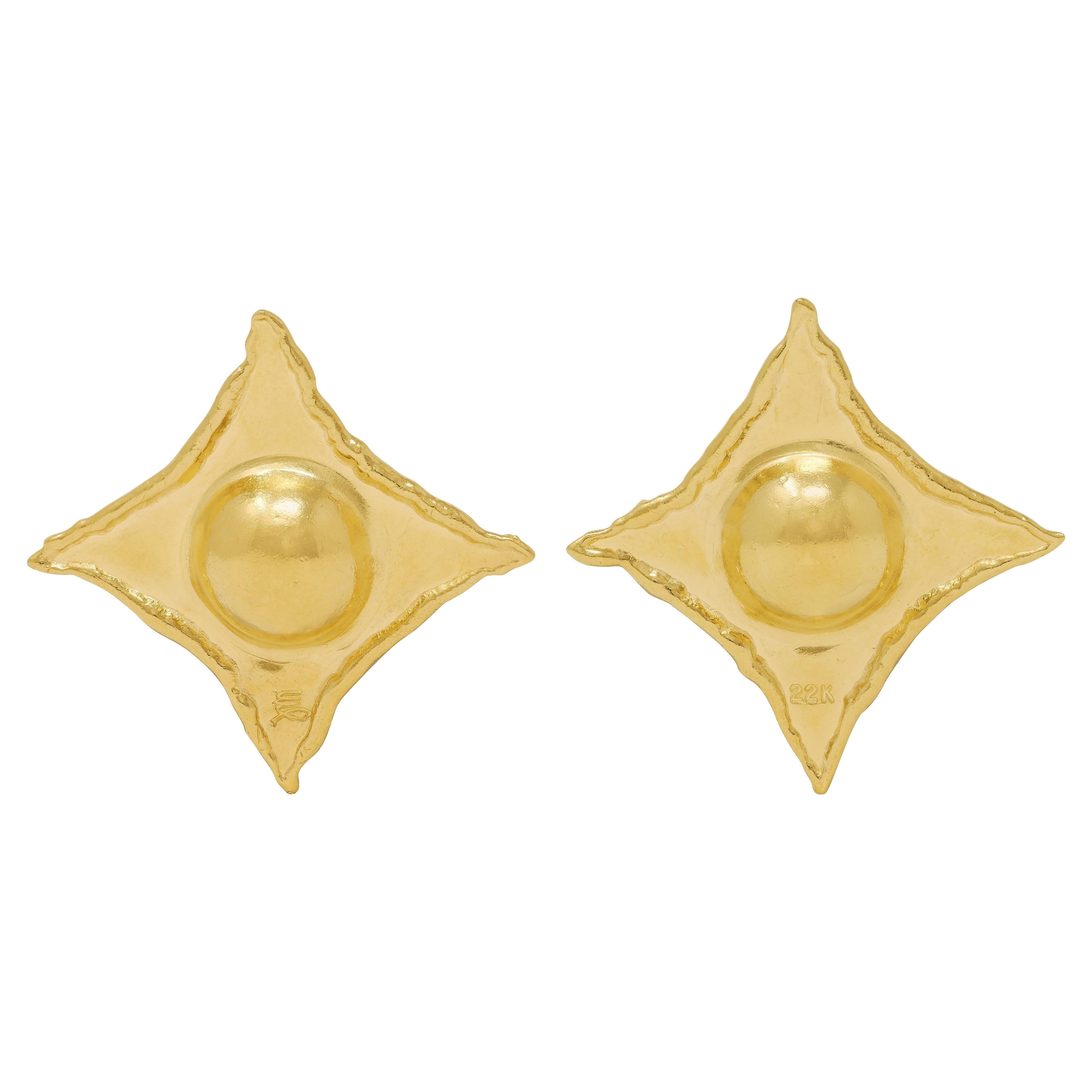 Jean Mahie, orecchini vintage in oro giallo 22 carati a forma di stella, anni
90