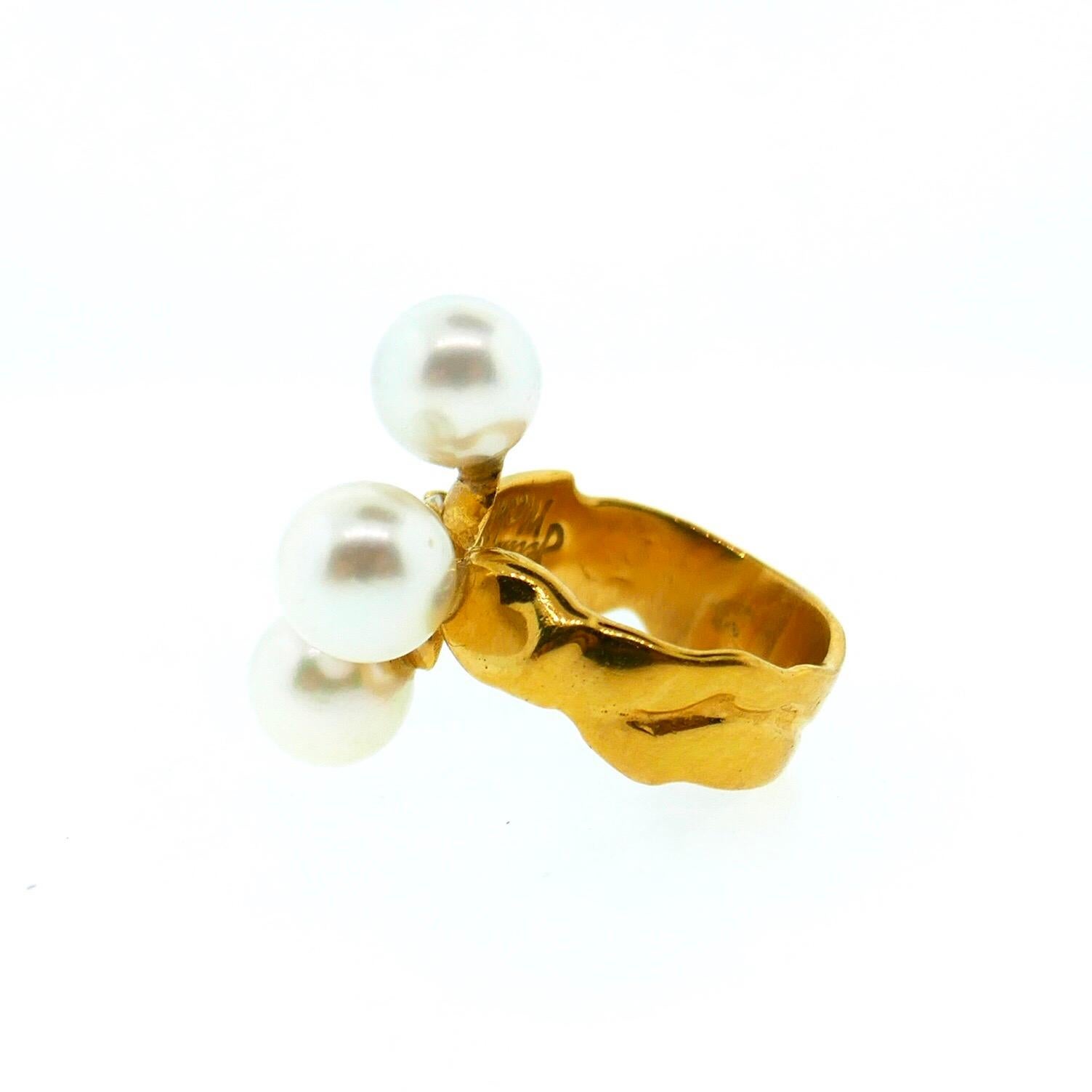Jean Mahie 22 Karat Yellow Gold Akoya Pearl Diamond Ring 1