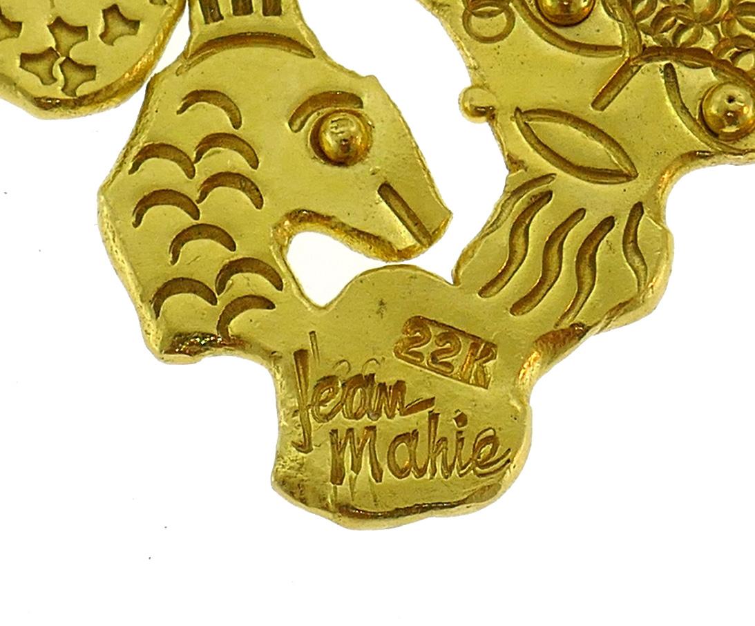 Jean Mahie 22 Karat Yellow Gold Pendant In Excellent Condition For Sale In Beverly Hills, CA