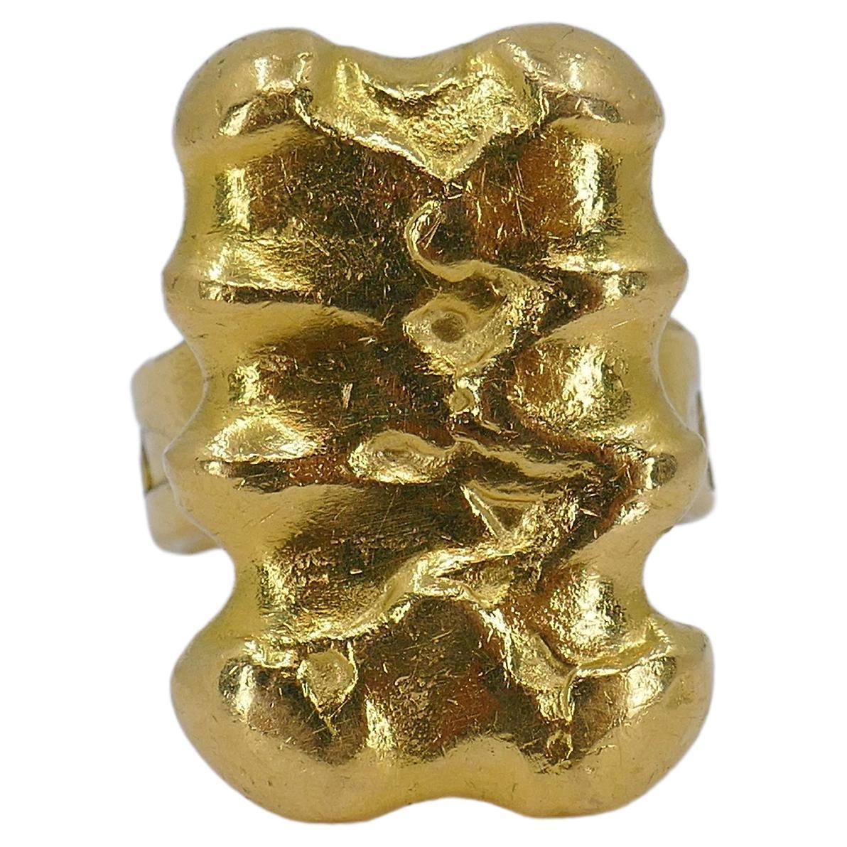Jean Mahie 22k Gold Sculptural Ring In Excellent Condition For Sale In Beverly Hills, CA