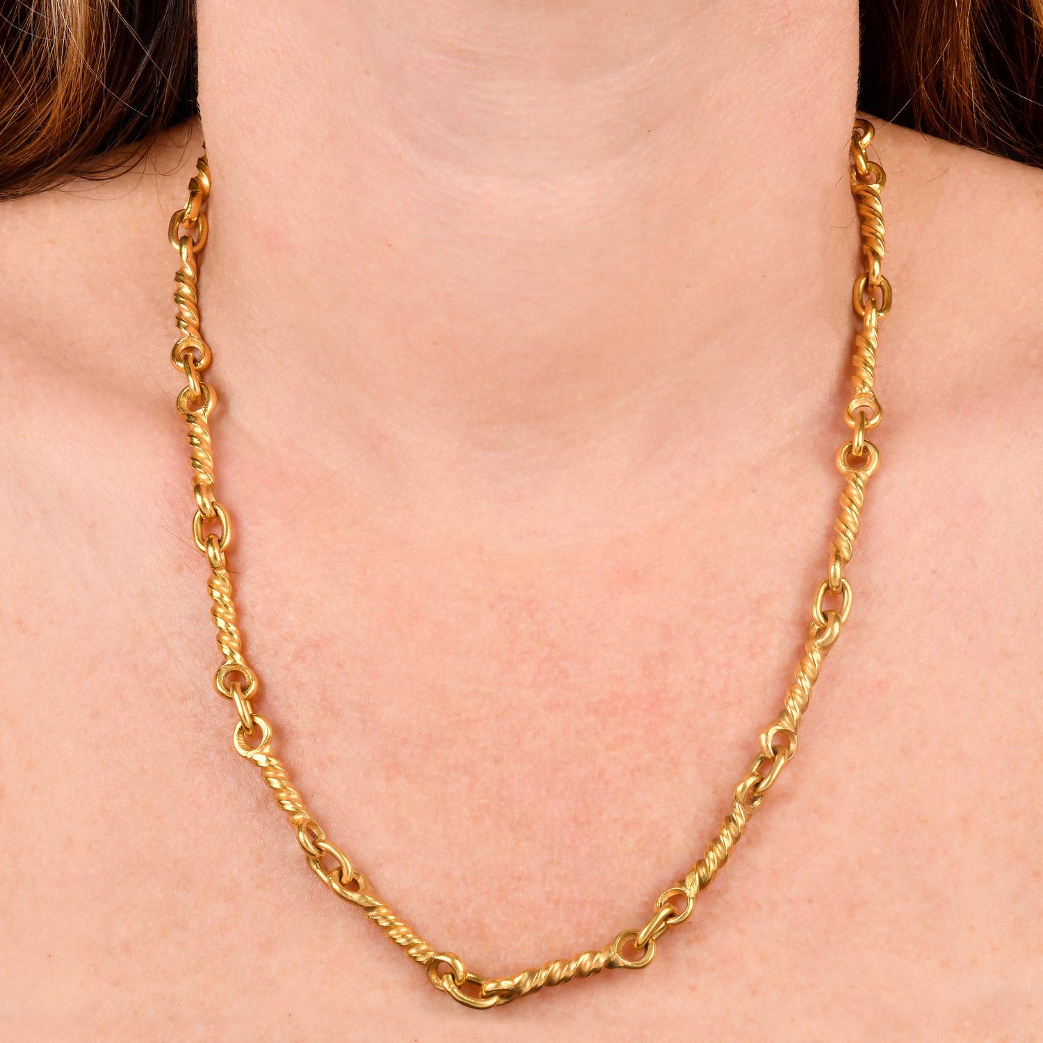 Collana A Link in oro giallo 22 carati con lavorazione a mano - 86,1 g in vendita 6
