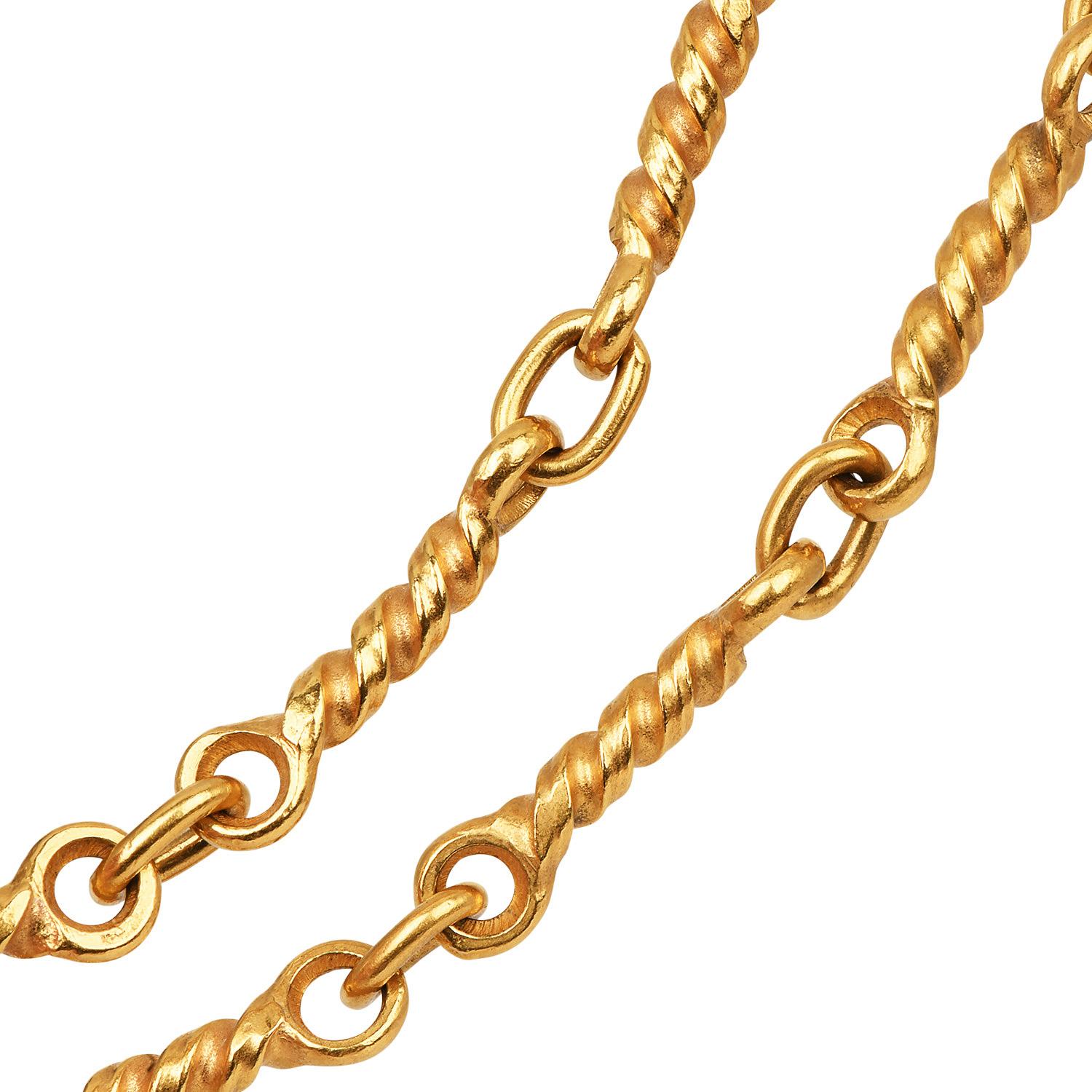 Collana A Link in oro giallo 22 carati con lavorazione a mano - 86,1 g in vendita 1