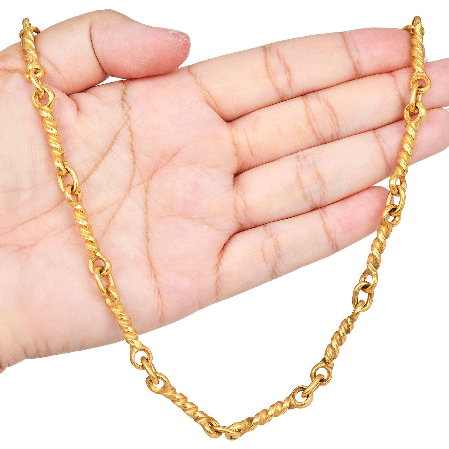 Collana A Link in oro giallo 22 carati con lavorazione a mano - 86,1 g in vendita 4