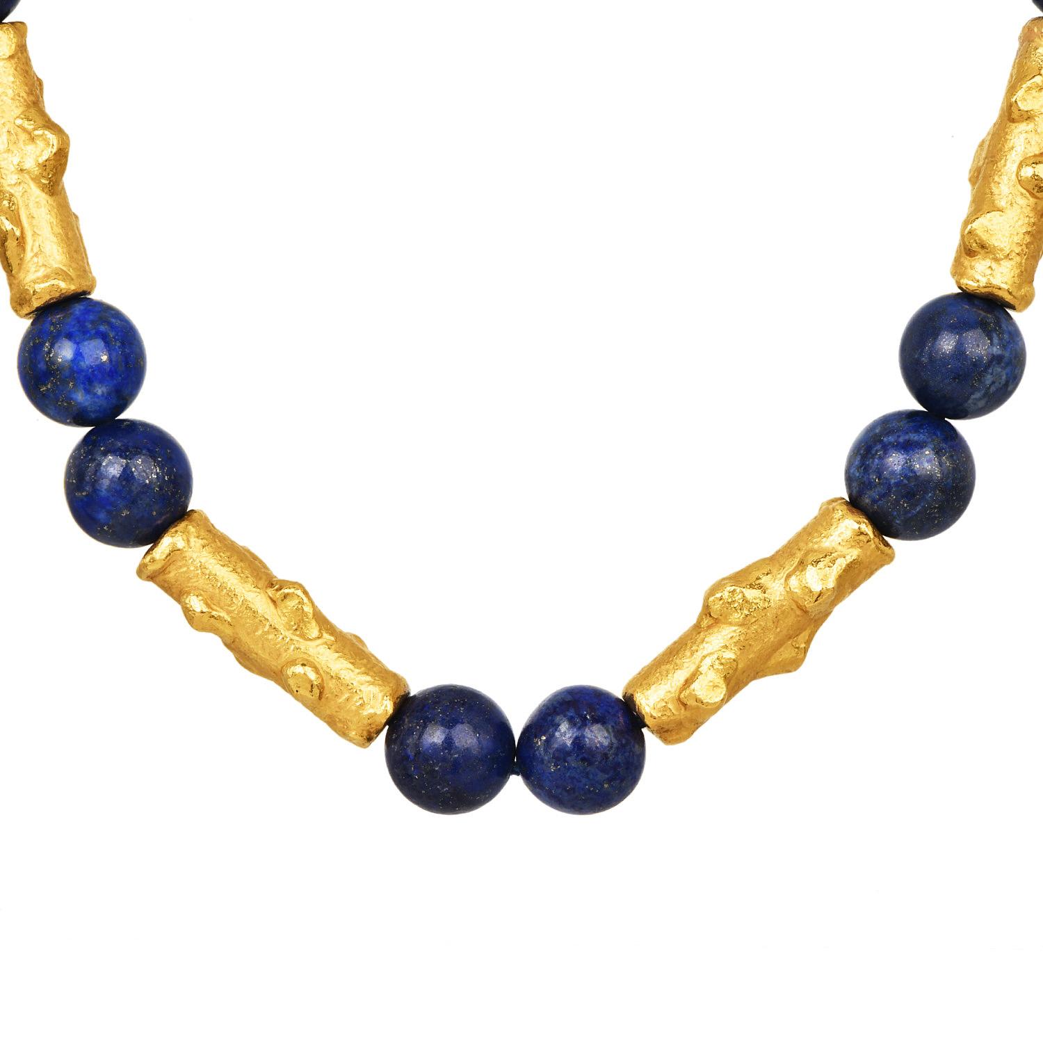 Jean Mahie, collana girocollo in oro giallo 22 carati e perle di lapislazzuli 119 grammi in vendita 1