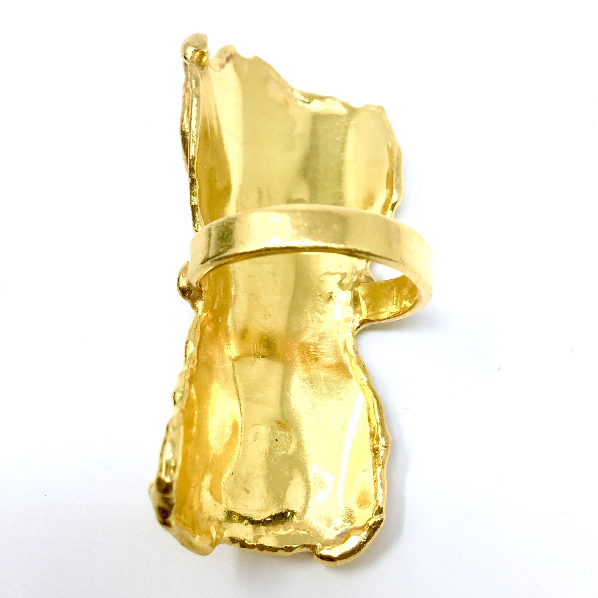 A Jean Mahie creation. 22K yellow gold sculpture ring, signed Jean Mahie. Size 5.5