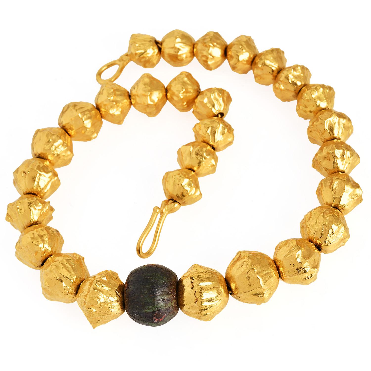 Collana girocollo con perline in oro giallo 22 carati Jean Mahie 253,6 grammi in vendita 2