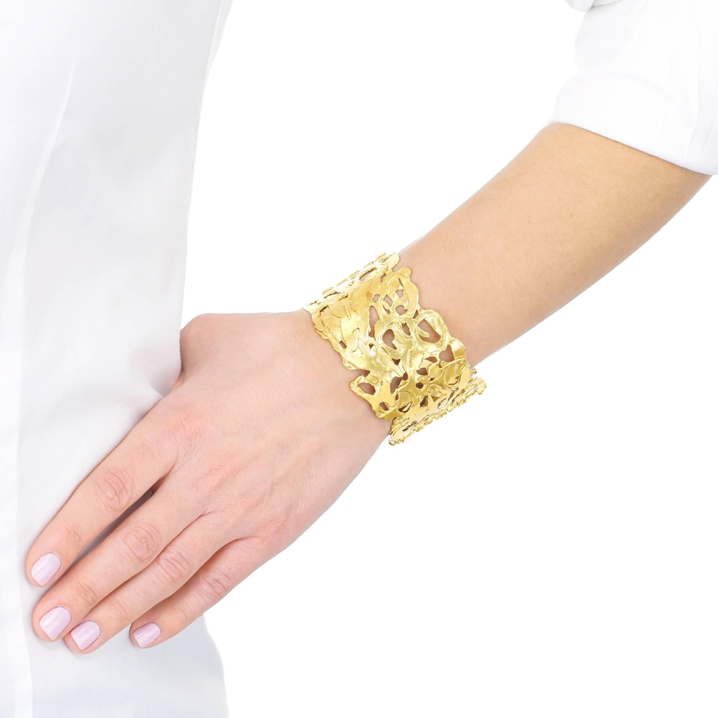 Women's or Men's Jean Mahie Organo Chic Gold Bracelet