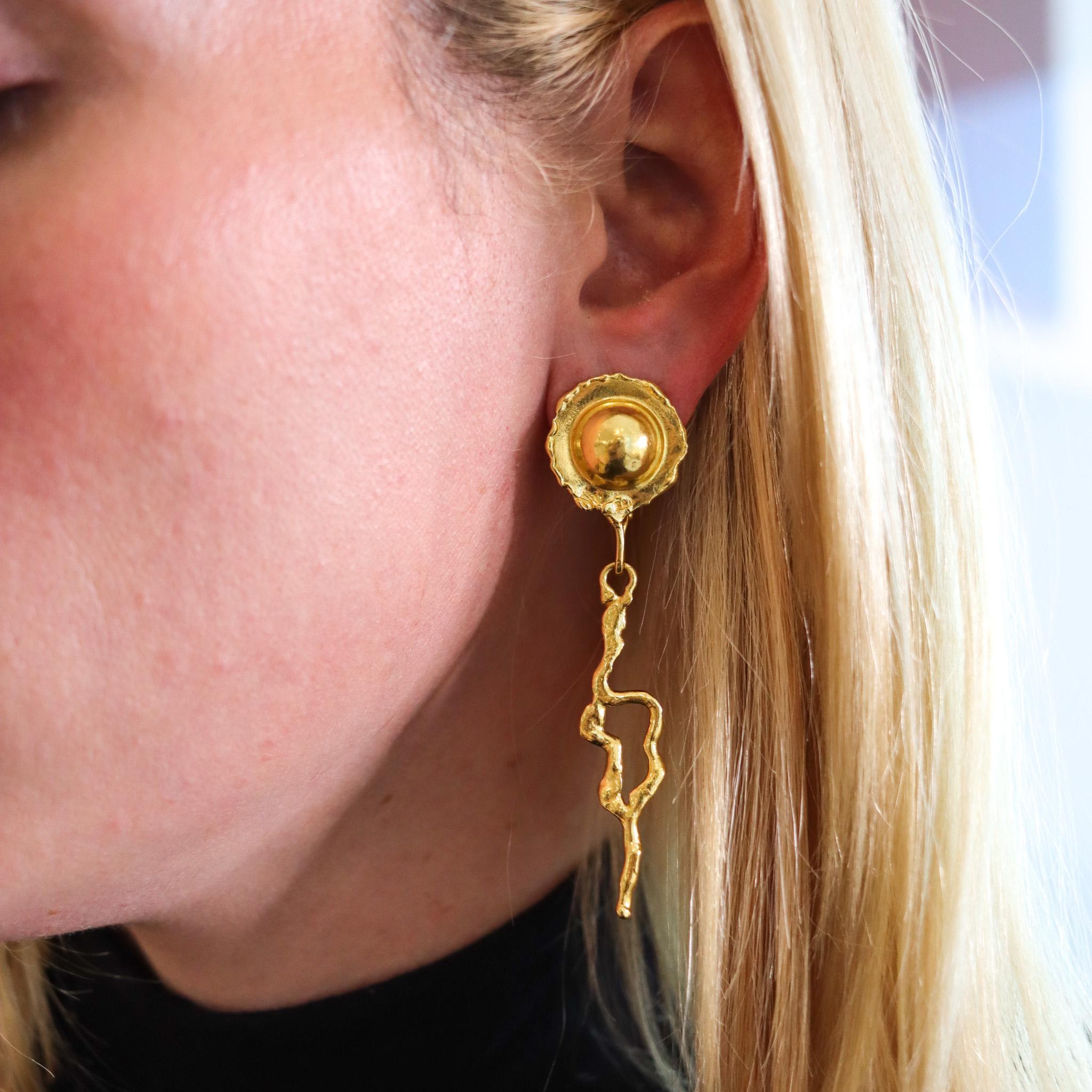 Jean Mahie Paris Artistic Convertible Dangle Earrings Textured 22k Yellow Gold For Sale 3
