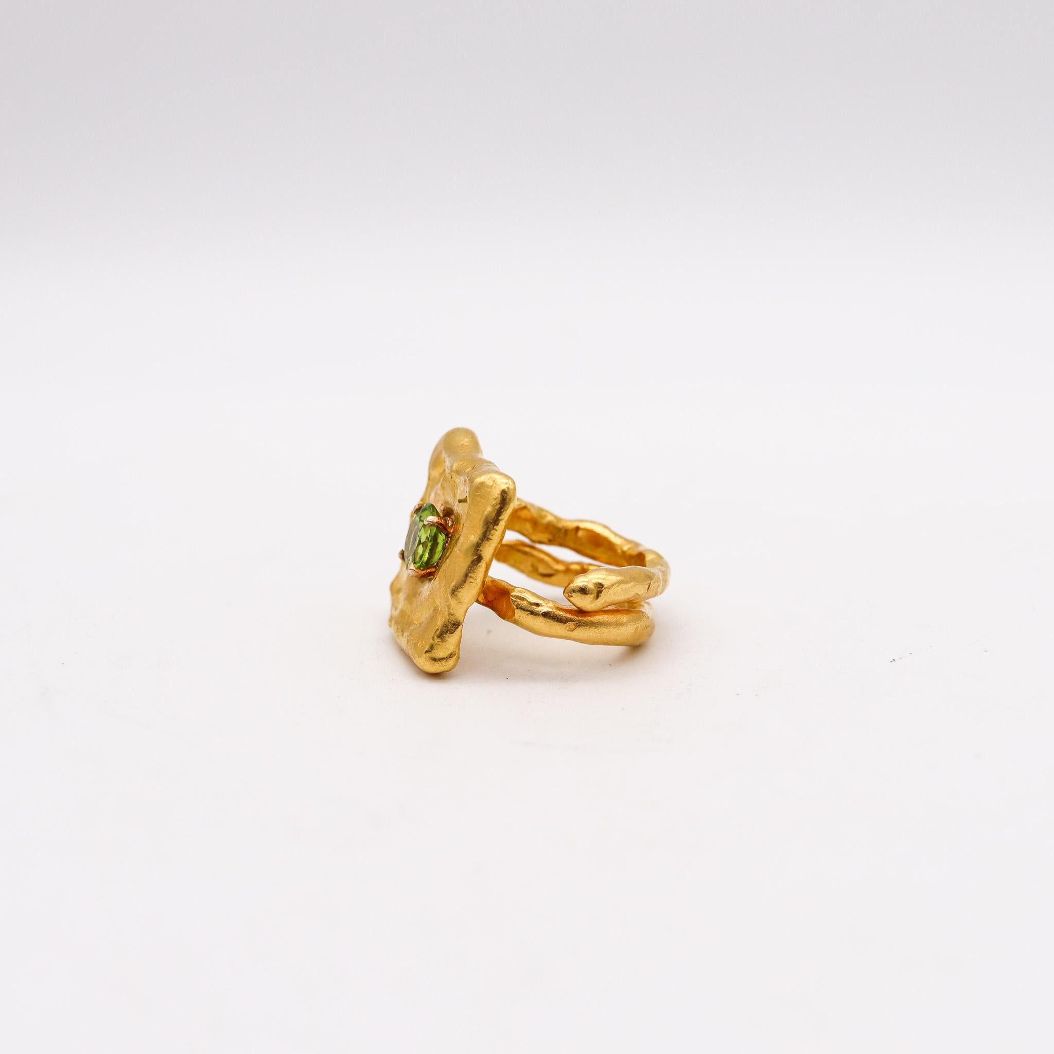 Jean Mahie Paris Rare Sculptural Cocktail Ring In 22Kt Yellow Gold With Peridot In Excellent Condition For Sale In Miami, FL