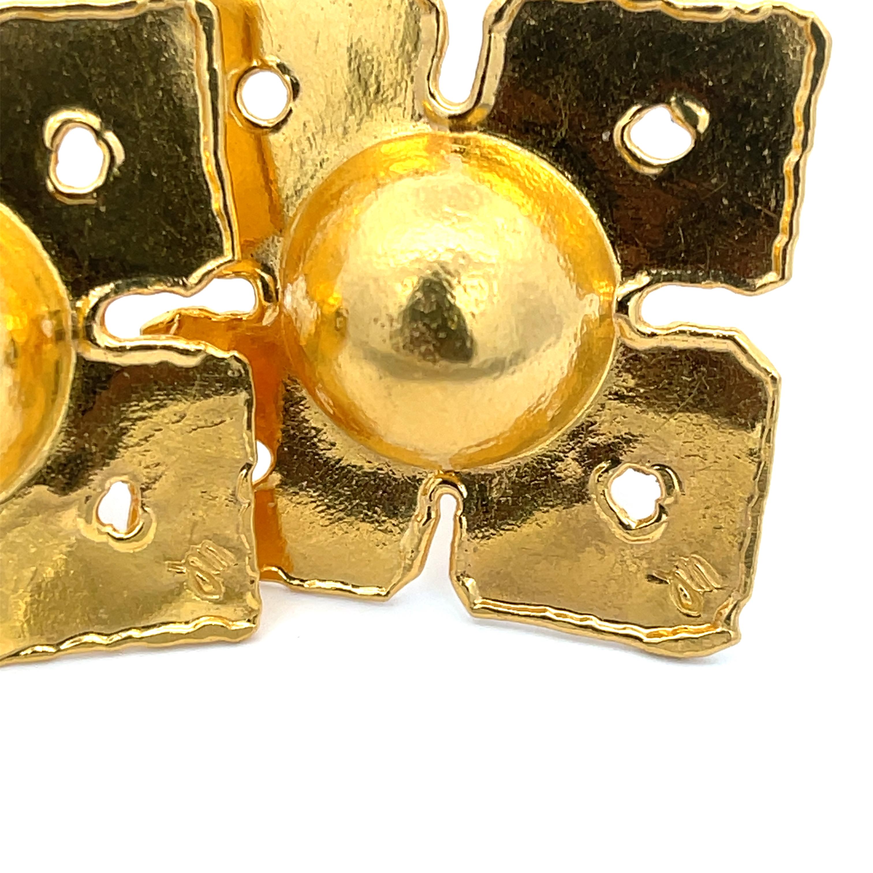 Jean Mahie Square Clip-On Earrings in 22K Yellow Gold. The earrings are about 1 inch by 1 inch in dimension and weigh 18.2 grams. Hallmark JM and 22K.