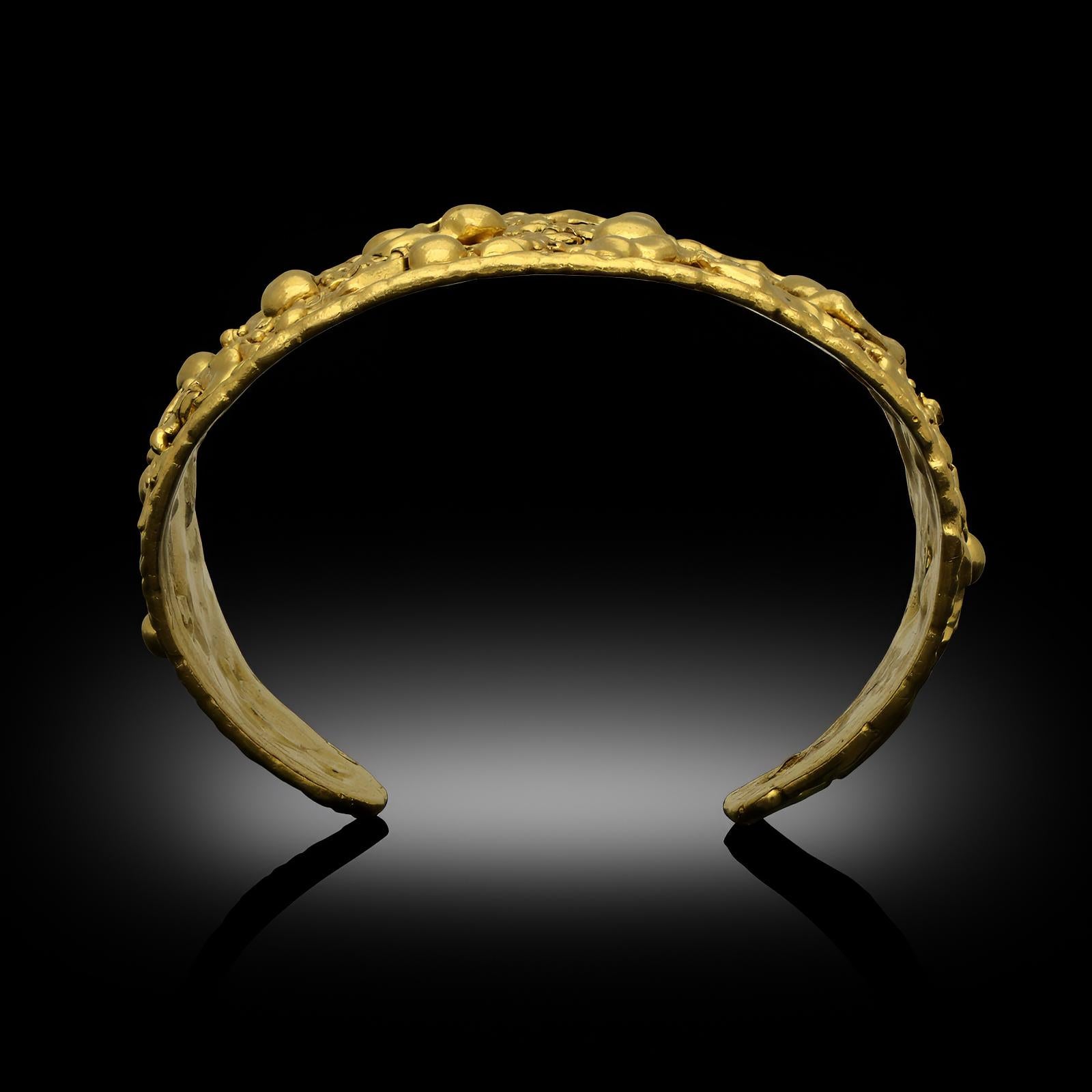 Women's or Men's Jean Mahie Vintage 22ct Yellow Gold Cuff Bracelet Circa 1980 For Sale