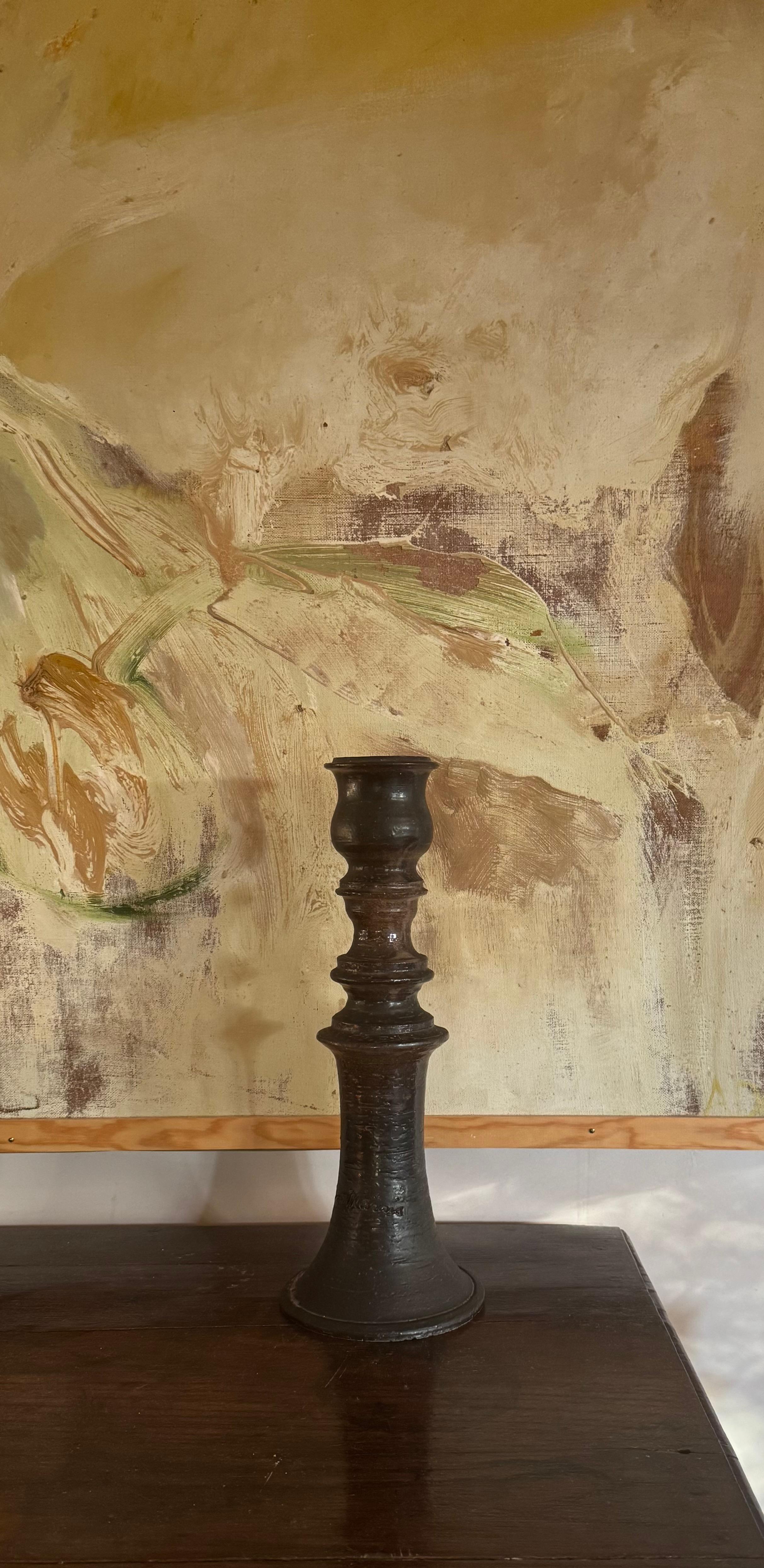 Mid-Century moderno Candeliere alto in ceramica smaltata nera di Jean Marais in vendita