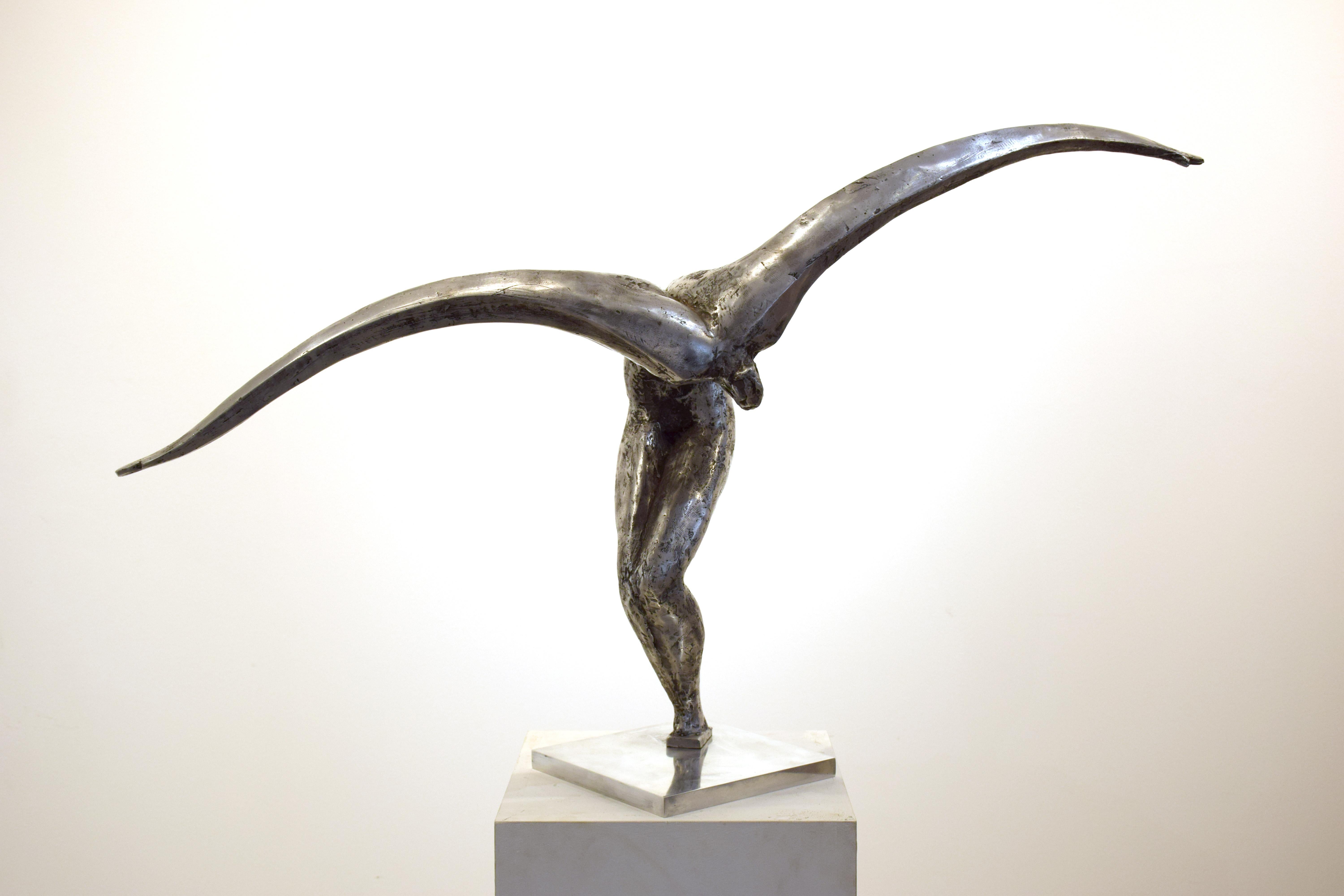 Jean-Marie Fondacao Figurative Sculpture - L'envol