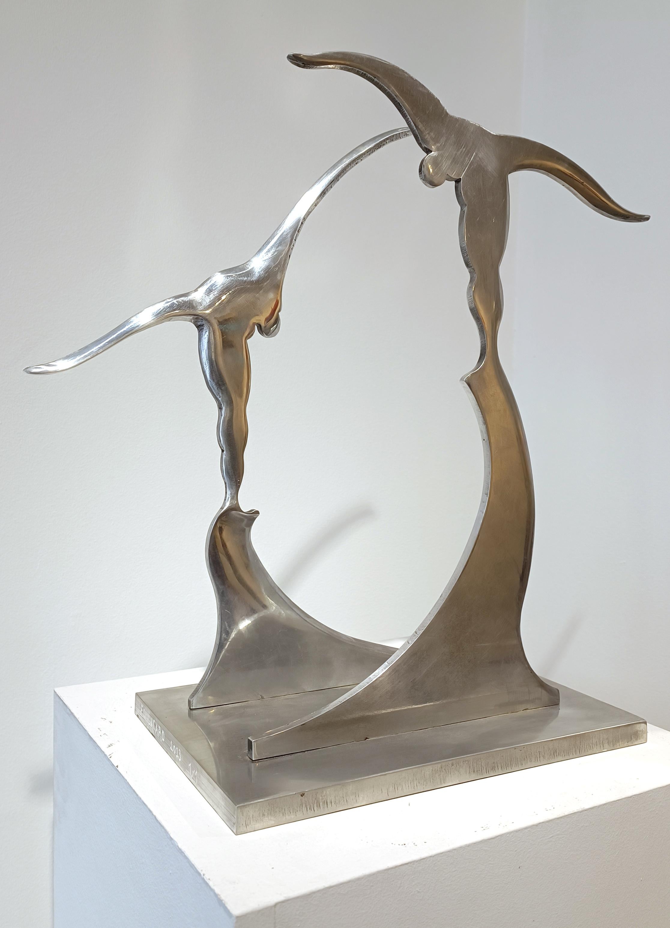 Bouquet d'envols - Sculpture by Jean-Marie Fondacaro