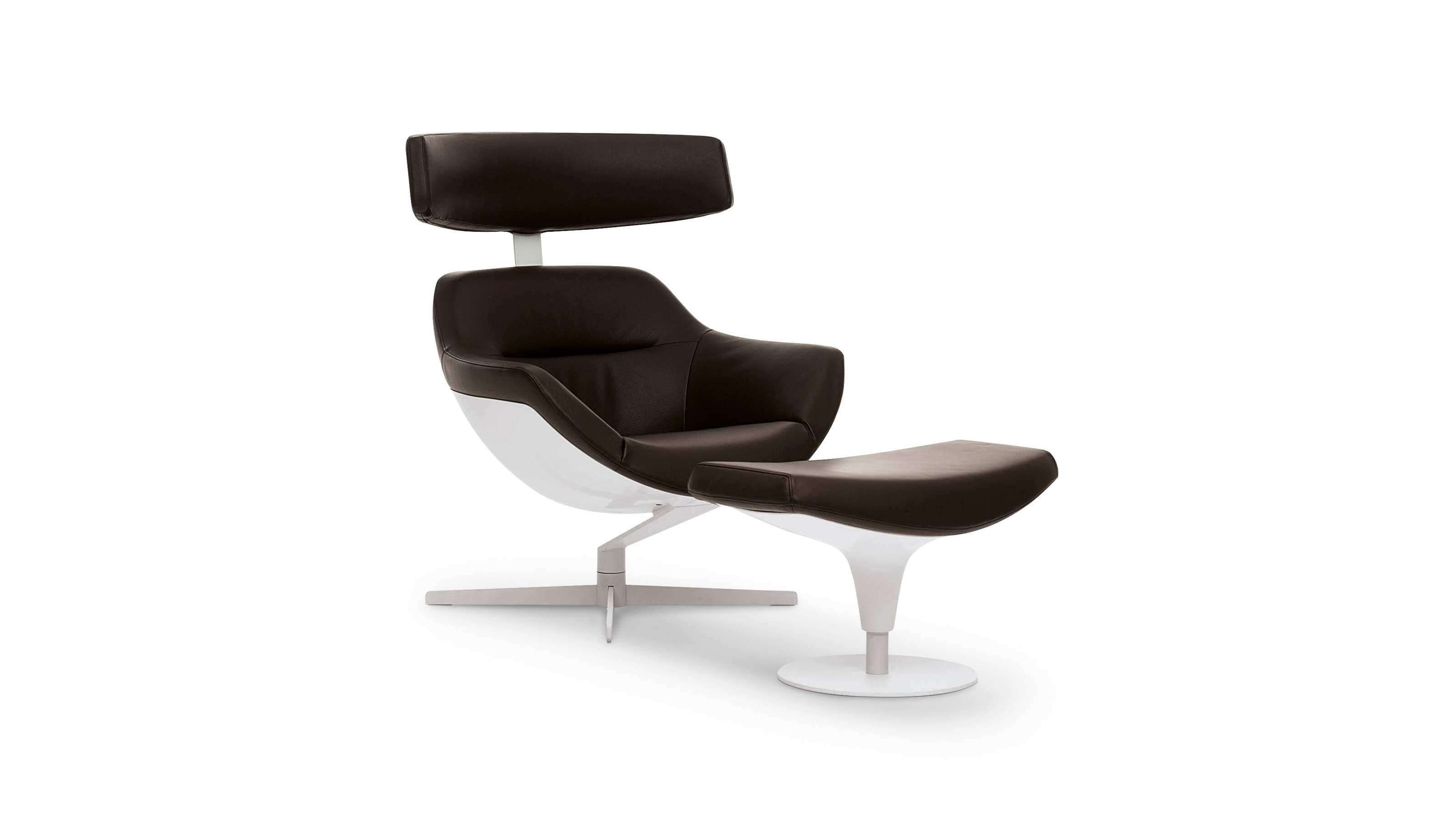 Loungesessel von Jean-Marie Massaud Auckland für Cassina

Eine aktualisierte Version des klassischen, einladenden und bequemen Loungesessels stellt verschiedene MATERIALIEN und Dicken gegenüber, um ihm Aktualität und Vielseitigkeit zu