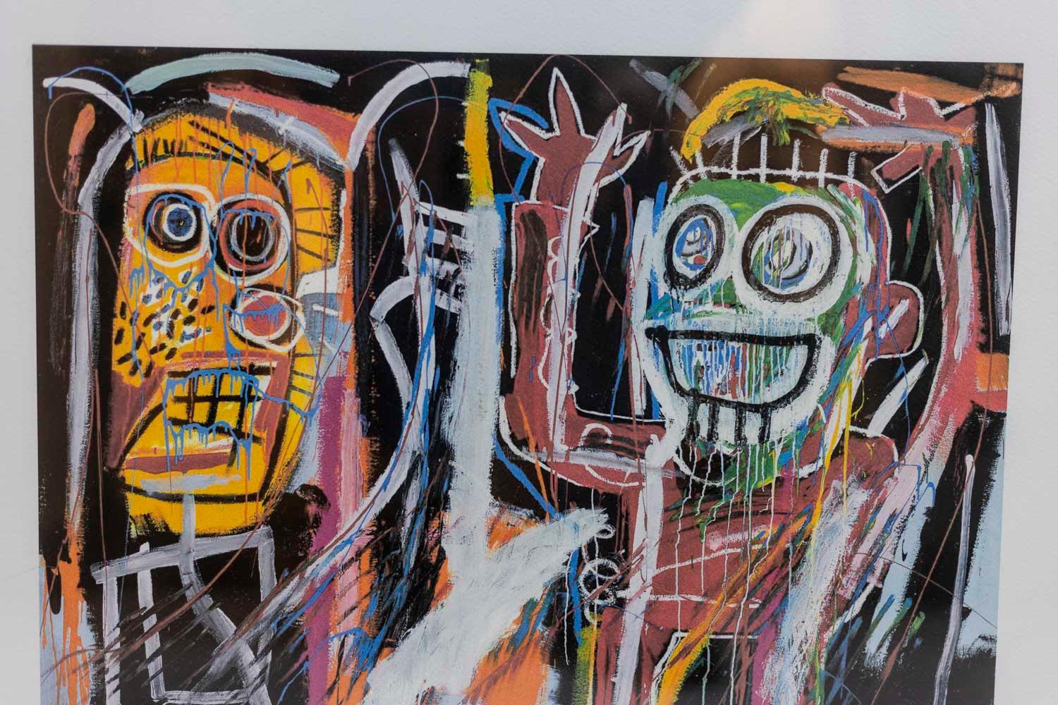 Jean-Michel Basquiat, signed and numbered.

Multicolored serigraph representing two characters, on an abstract background, in horizontal format and its frame in blond oak.

Numbered 86/100.

Franch work realized in the 1990s.