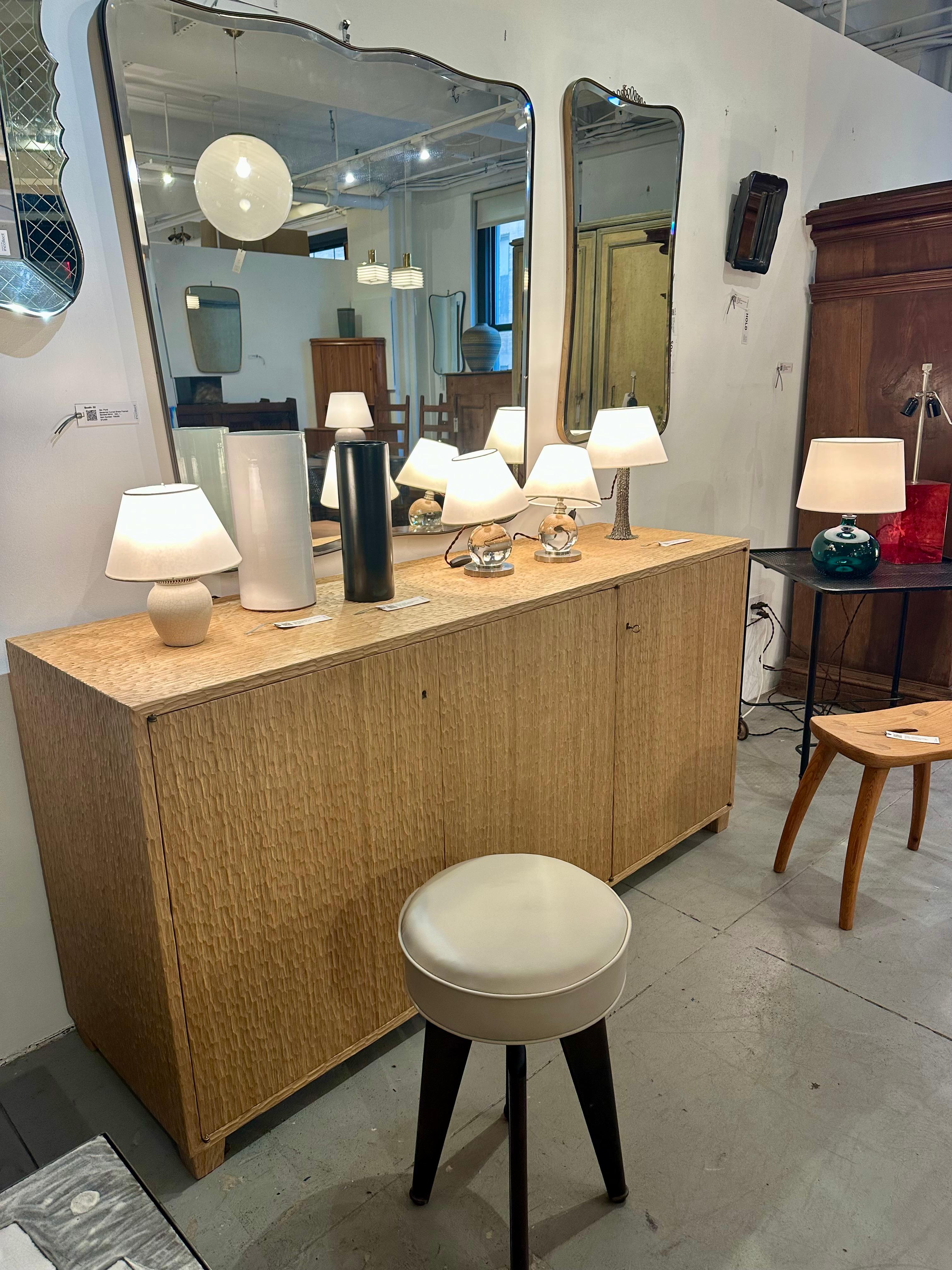 Mid-Century moderno Jean-Michel Frank, Ecart, Gabinetto di Parigi, Francia, modello creato nel 1932 in vendita
