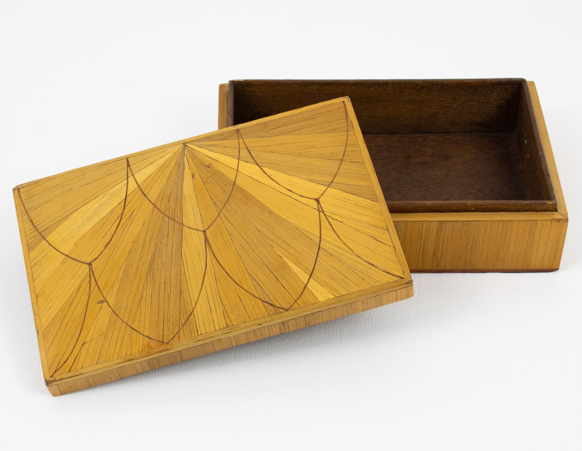 Jean Michel Frank Geometric Straw Marquetry Box, France circa 1930 In Good Condition For Sale In Atlanta, GA