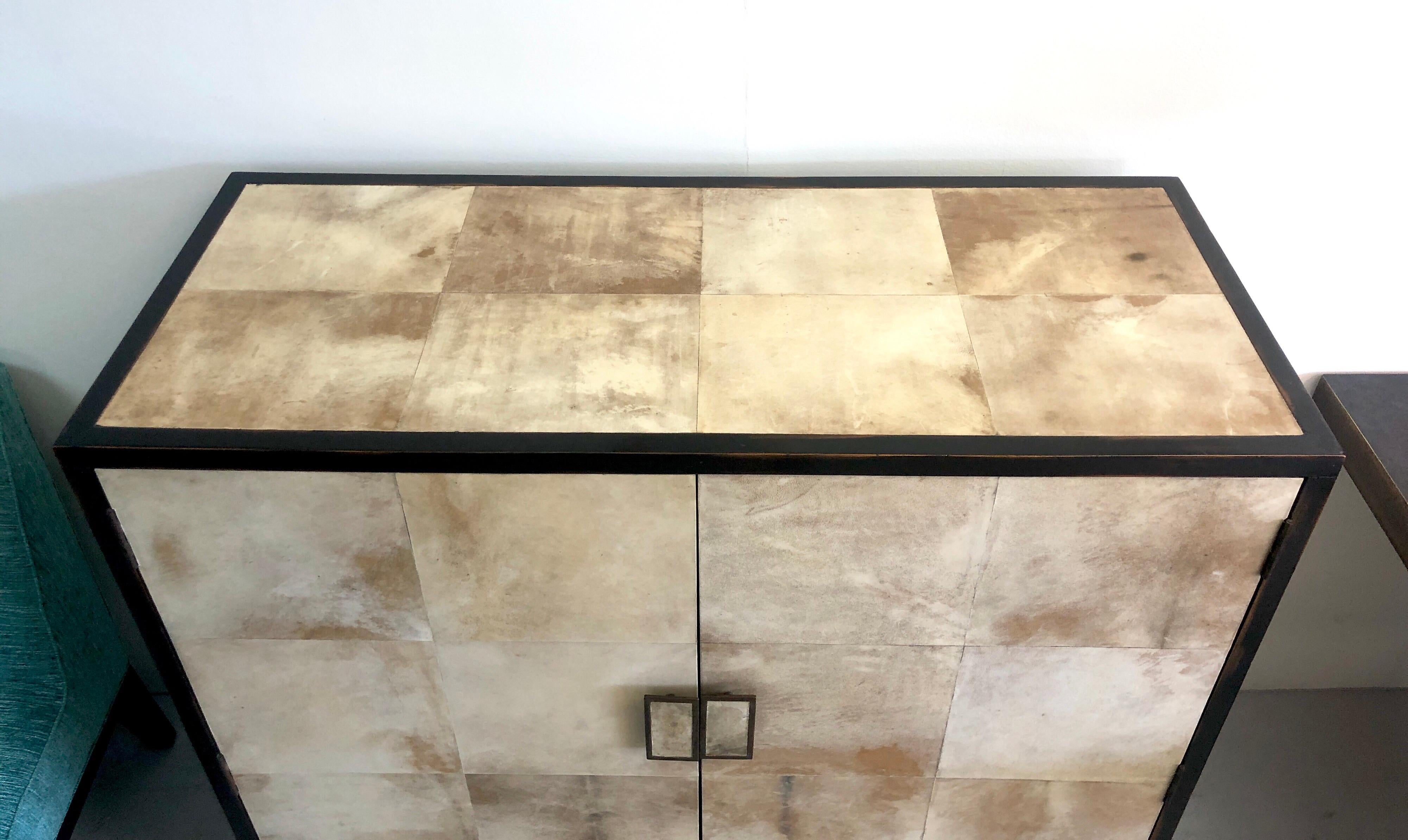 frank bar cabinet