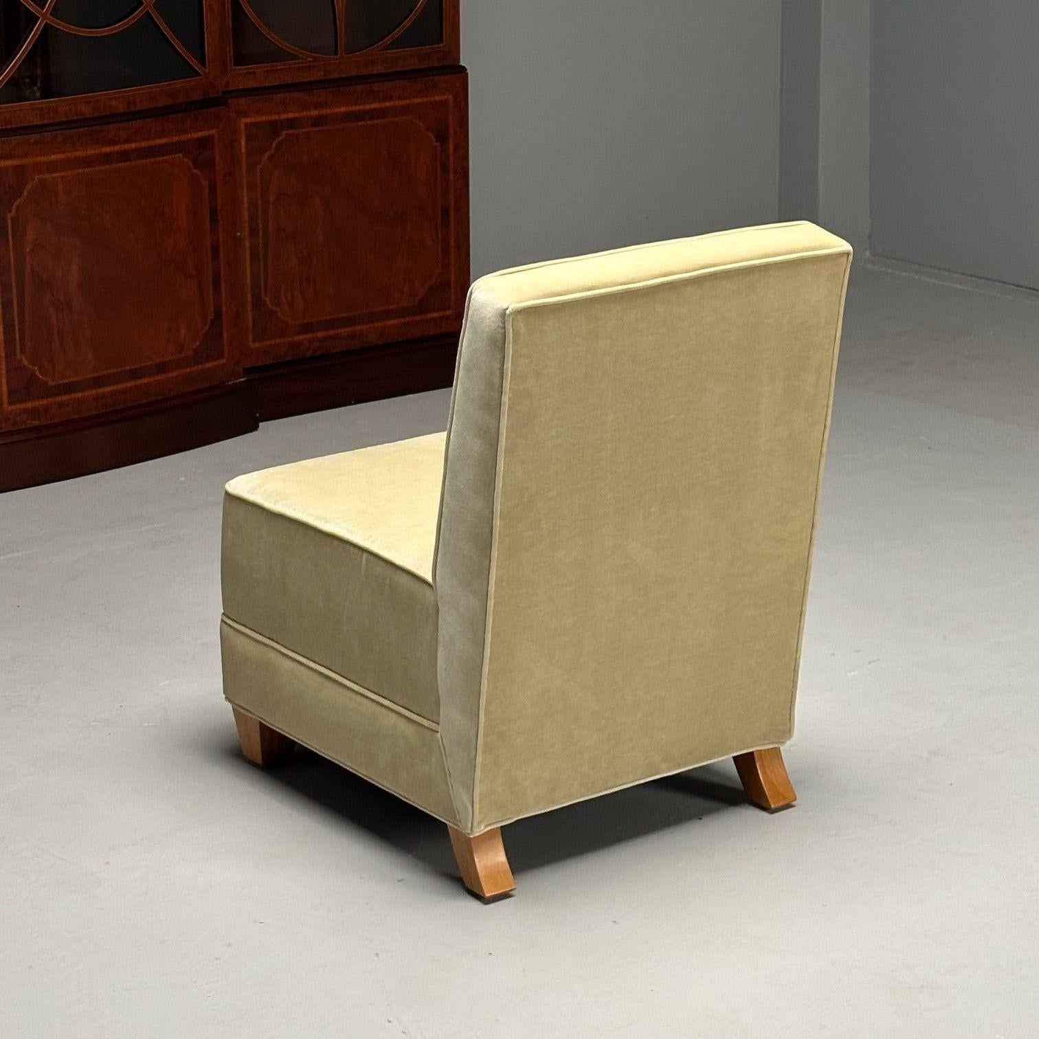 Jean-Michel Frank Style, Mid-Century Modern, Slipper Chair, Beige Velvet, 2023 3