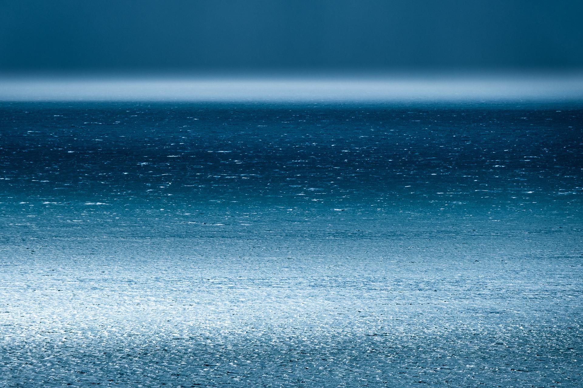 Jean- Michel Lenoir Landscape Photograph - Ocean Blue