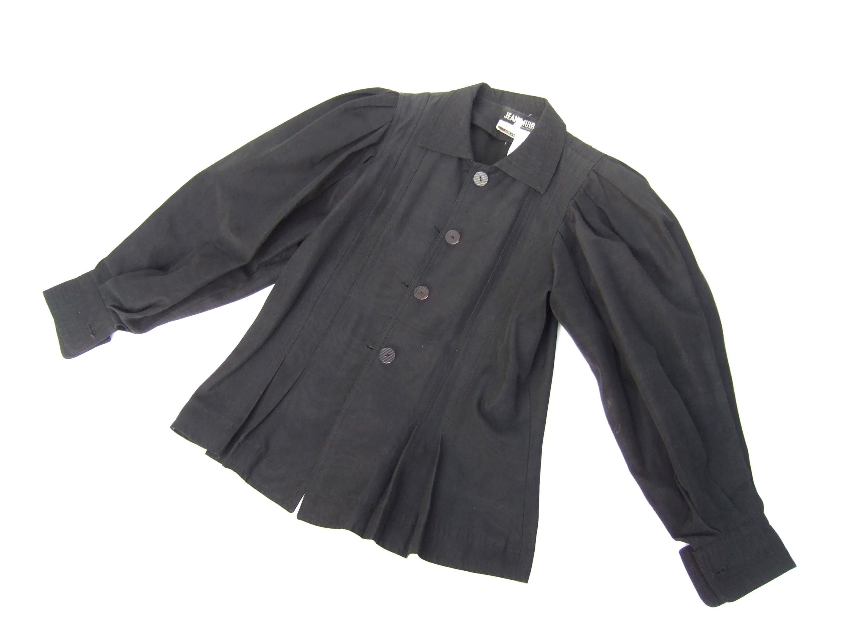 Jean Muir London Black Fitted Jacket for Neiman-Marcus c 1970s In Good Condition For Sale In University City, MO