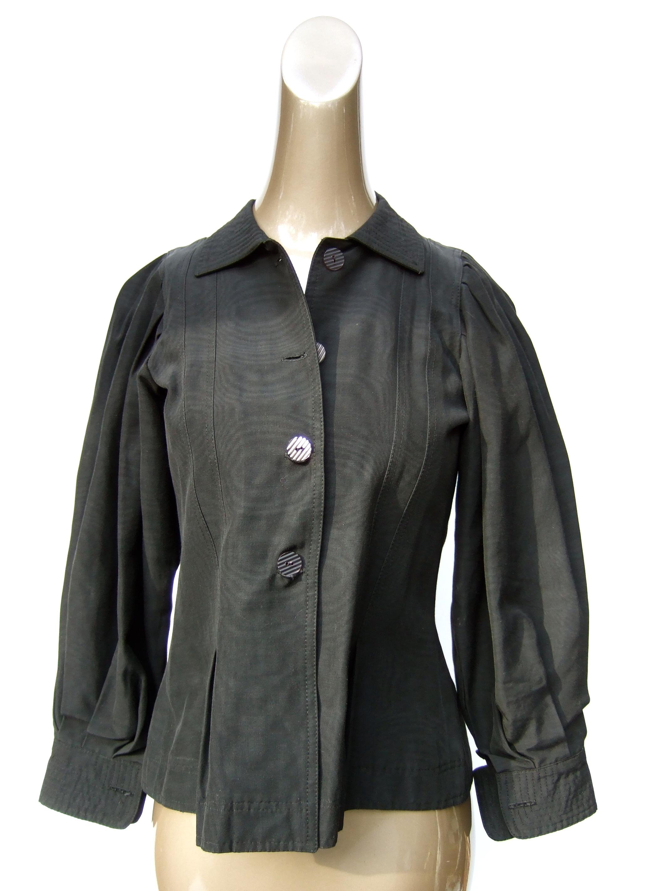 Jean Muir London Black Fitted Jacket for Neiman-Marcus c 1970s For Sale 3