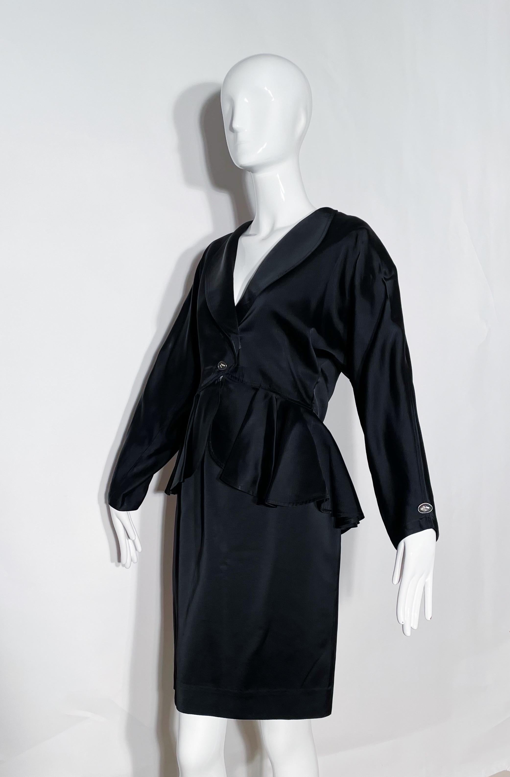 Women's Jean Muir Satin Skirt Suit For Sale