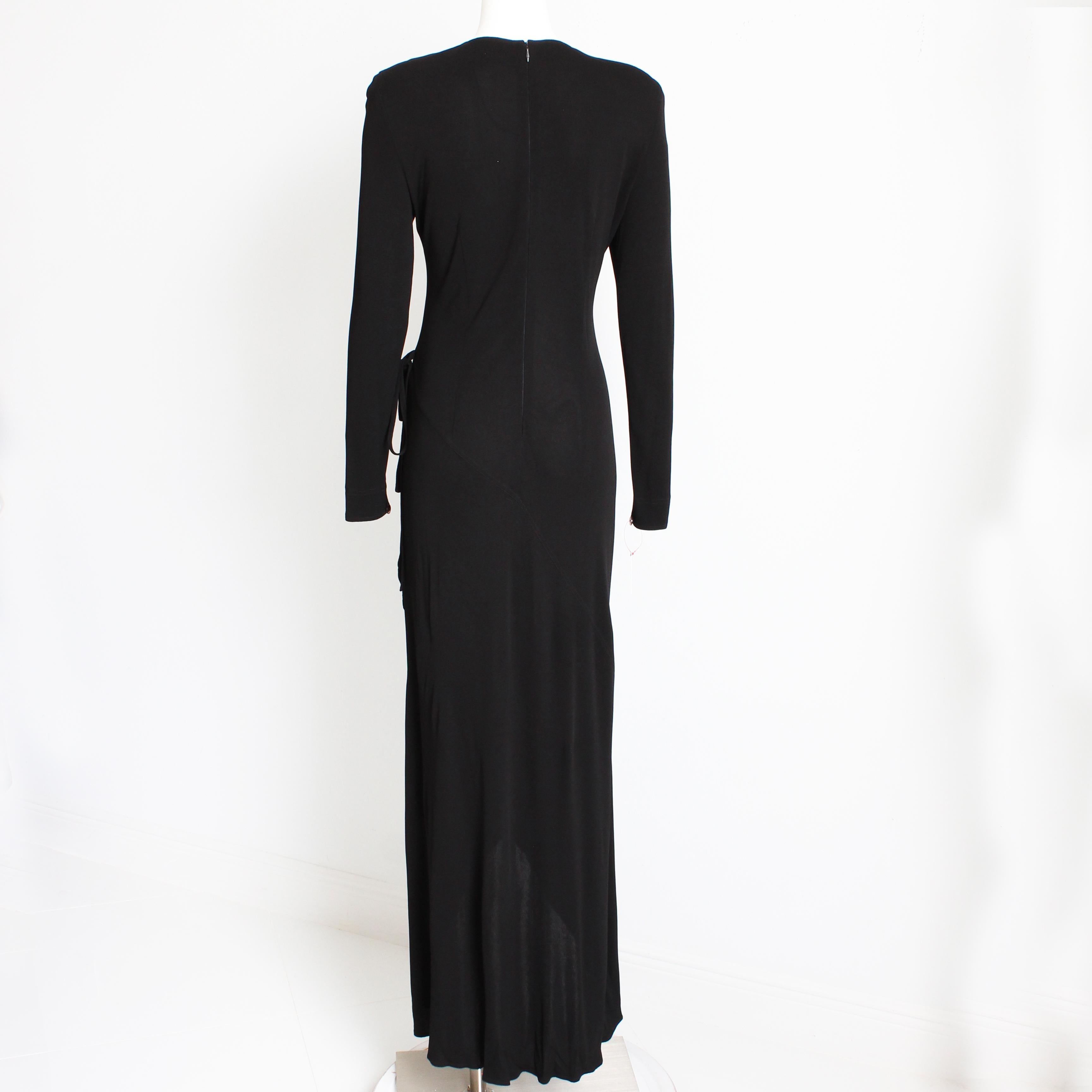 Jean Muir Vintage Black Long Jersey Dress Gown Plunge Neckline Asymmetric Hem (Robe longue à encolure plongeante et ourlet asymétrique) en vente 8