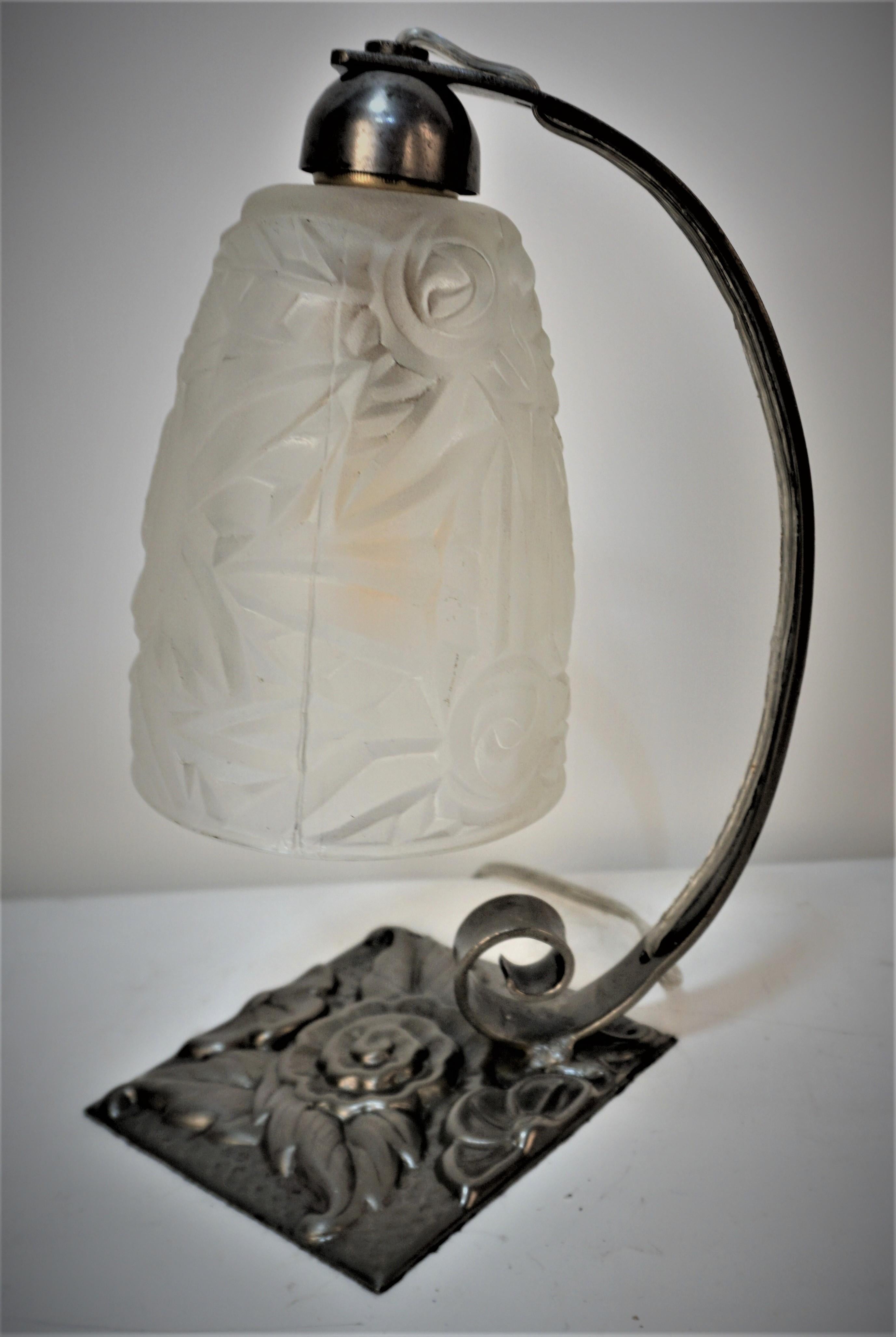 Glass Jean Noverdy 1920's French Art Deco Table Lamp For Sale