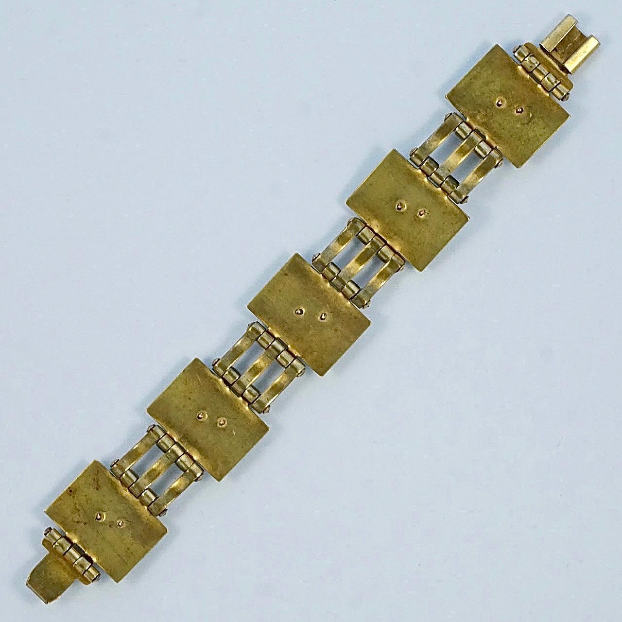 Jean Painleve French Art Deco Gold Plated Green Bakelite Salamander Bracelet For Sale 1