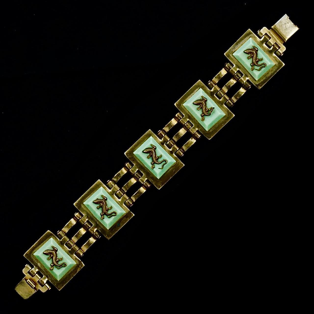 Jean Painleve French Art Deco Gold Plated Green Bakelite Salamander Bracelet For Sale 3