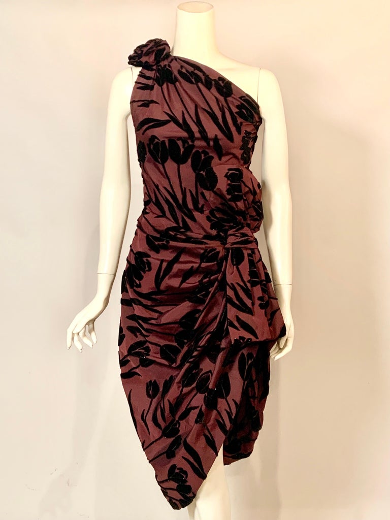 Jean Patou Boutique Aubergine Draped Silk Dress with Black  Velvet Tulips In Excellent Condition For Sale In New Hope, PA