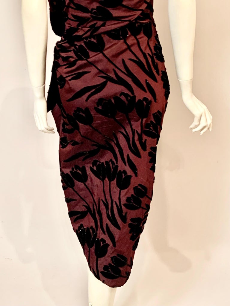 Jean Patou Boutique Aubergine Draped Silk Dress with Black  Velvet Tulips For Sale 4
