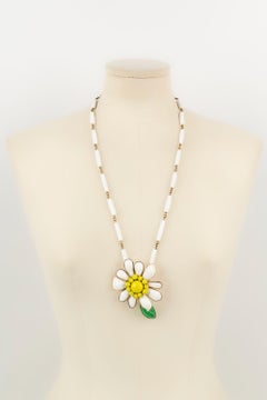 Jean Patou Necklace in Gilded Metal and Glass Paste