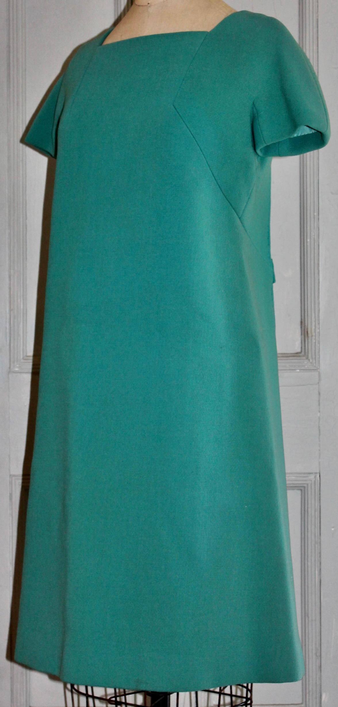 Jean Patou Paris Collection Boutique Green/Blue Day Dress In Good Condition For Sale In Sharon, CT