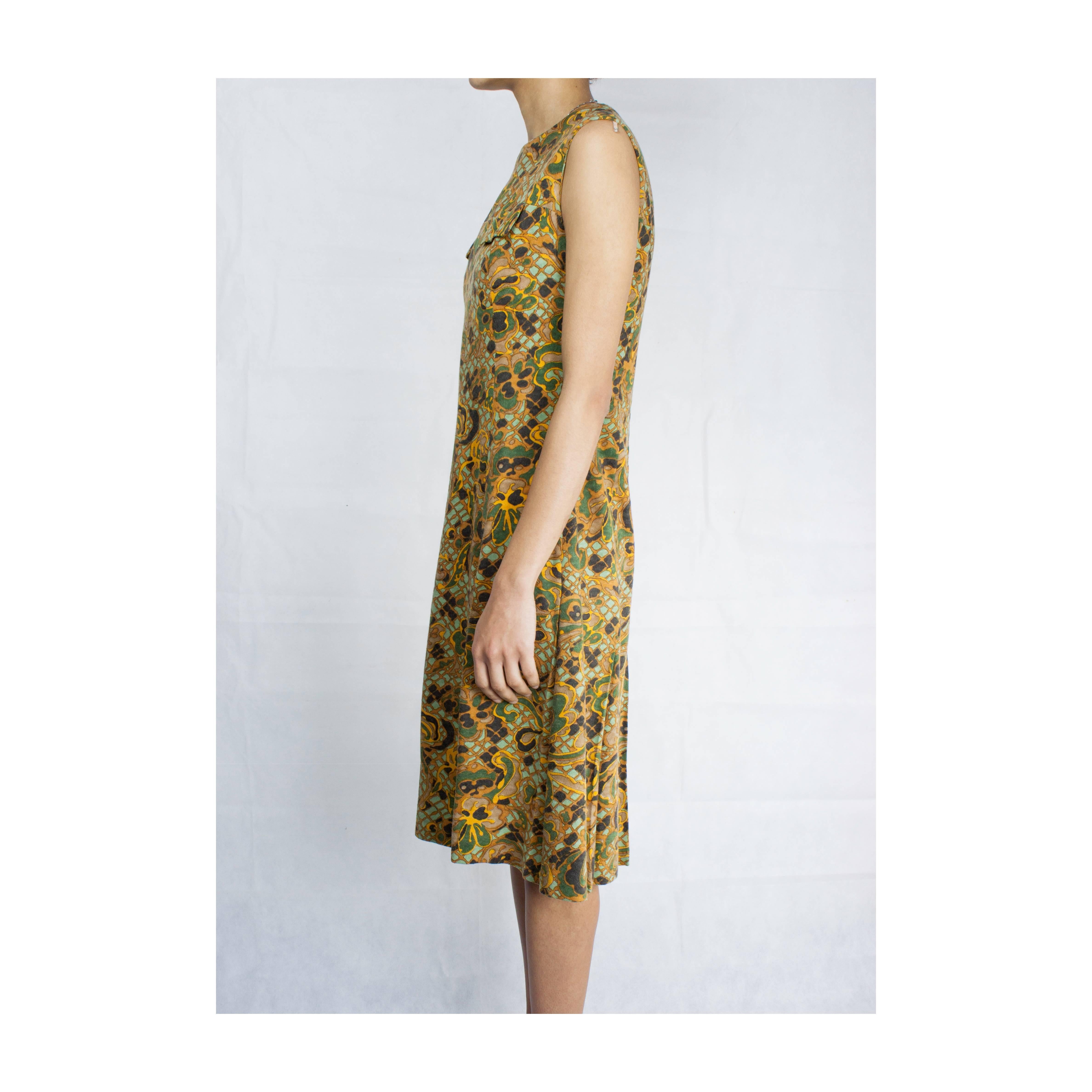 Jean Patou stylised floral motifs brushed wool dress, circa 1960s In Excellent Condition For Sale In London, GB