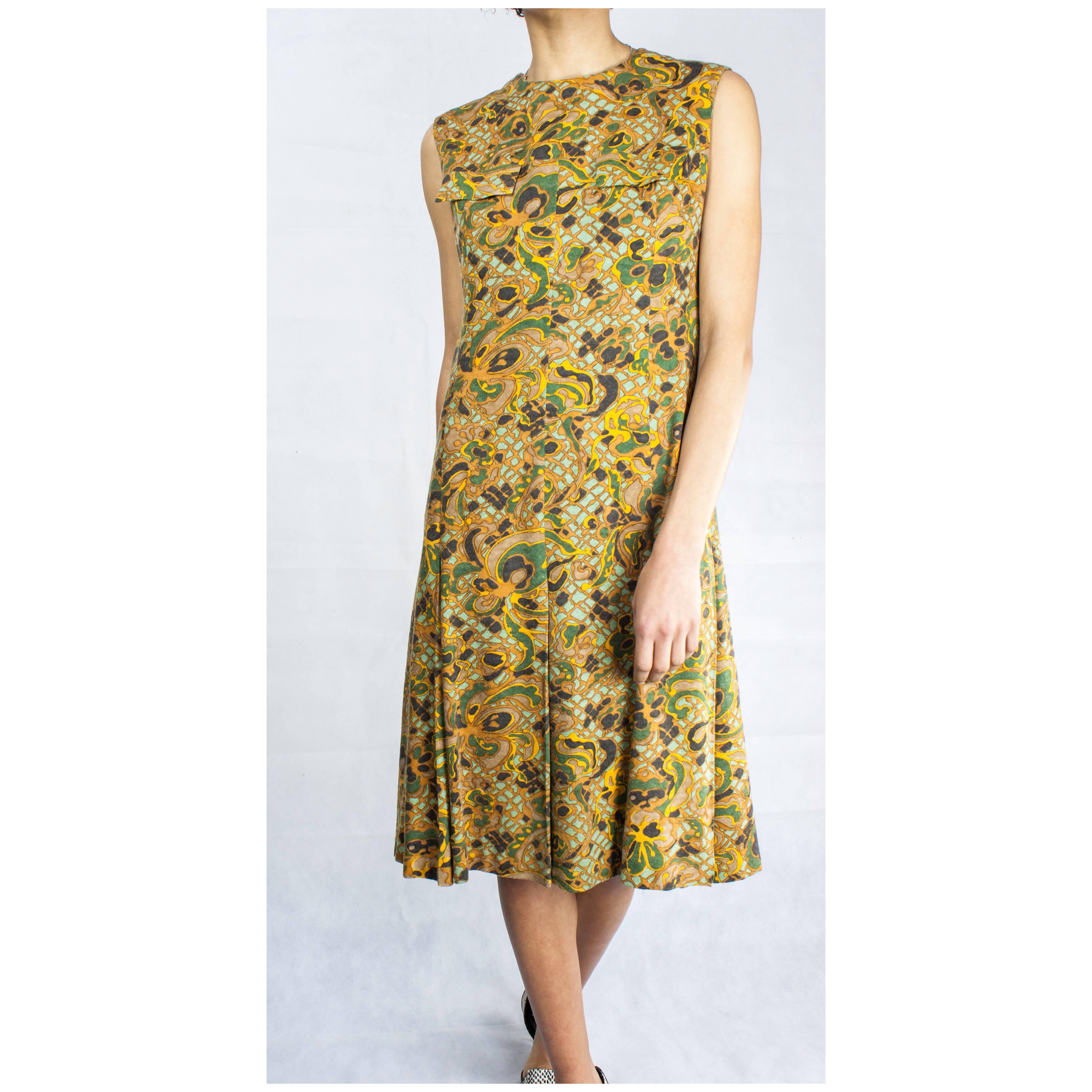 Jean Patou stylised floral motifs brushed wool dress, circa 1960s For Sale 1