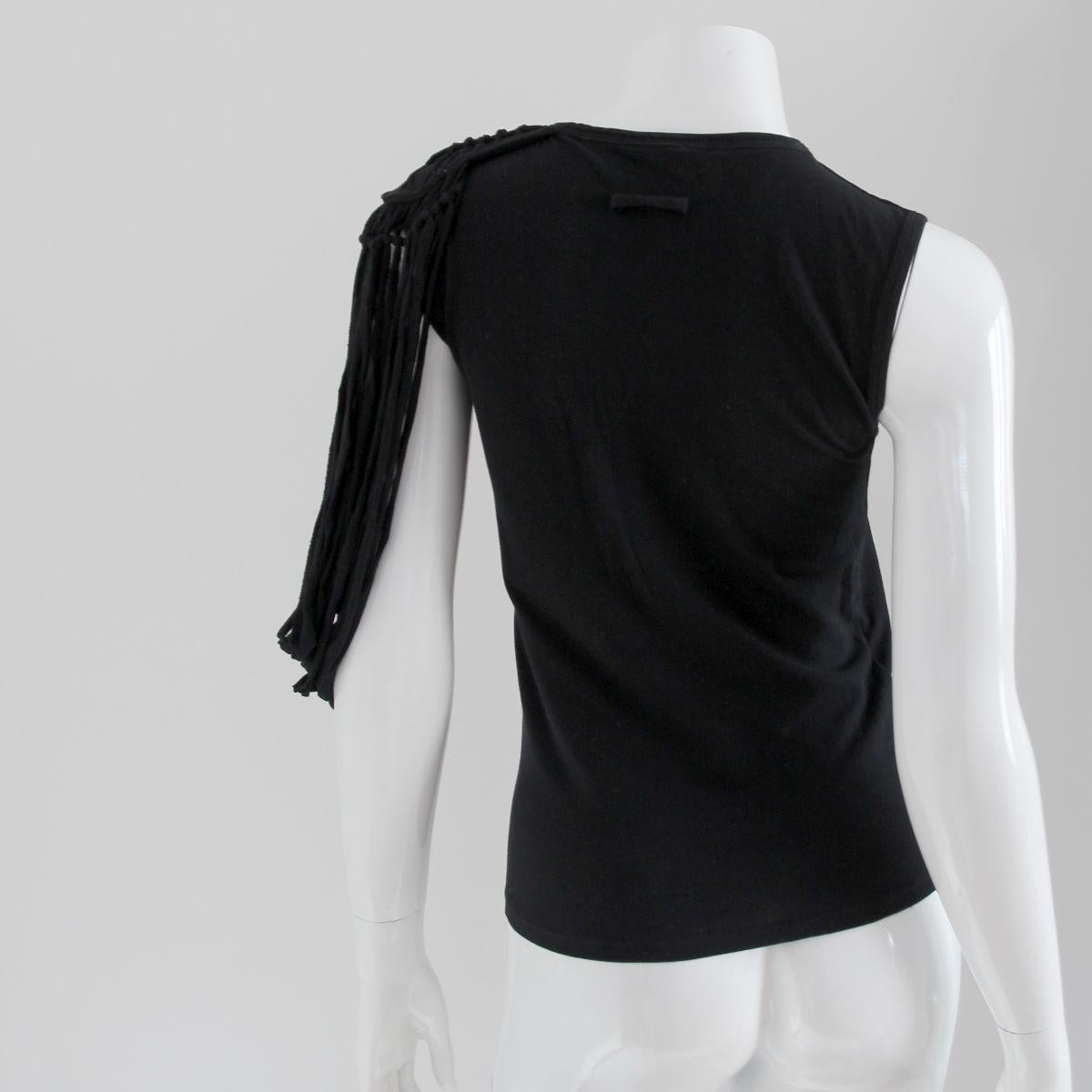 JEAN PAUL GAULTIER

1990s. Iconic top by Jean Paul Gaultier.

Buy Now Or Cry Later! 

The top is in good condition (see photos).