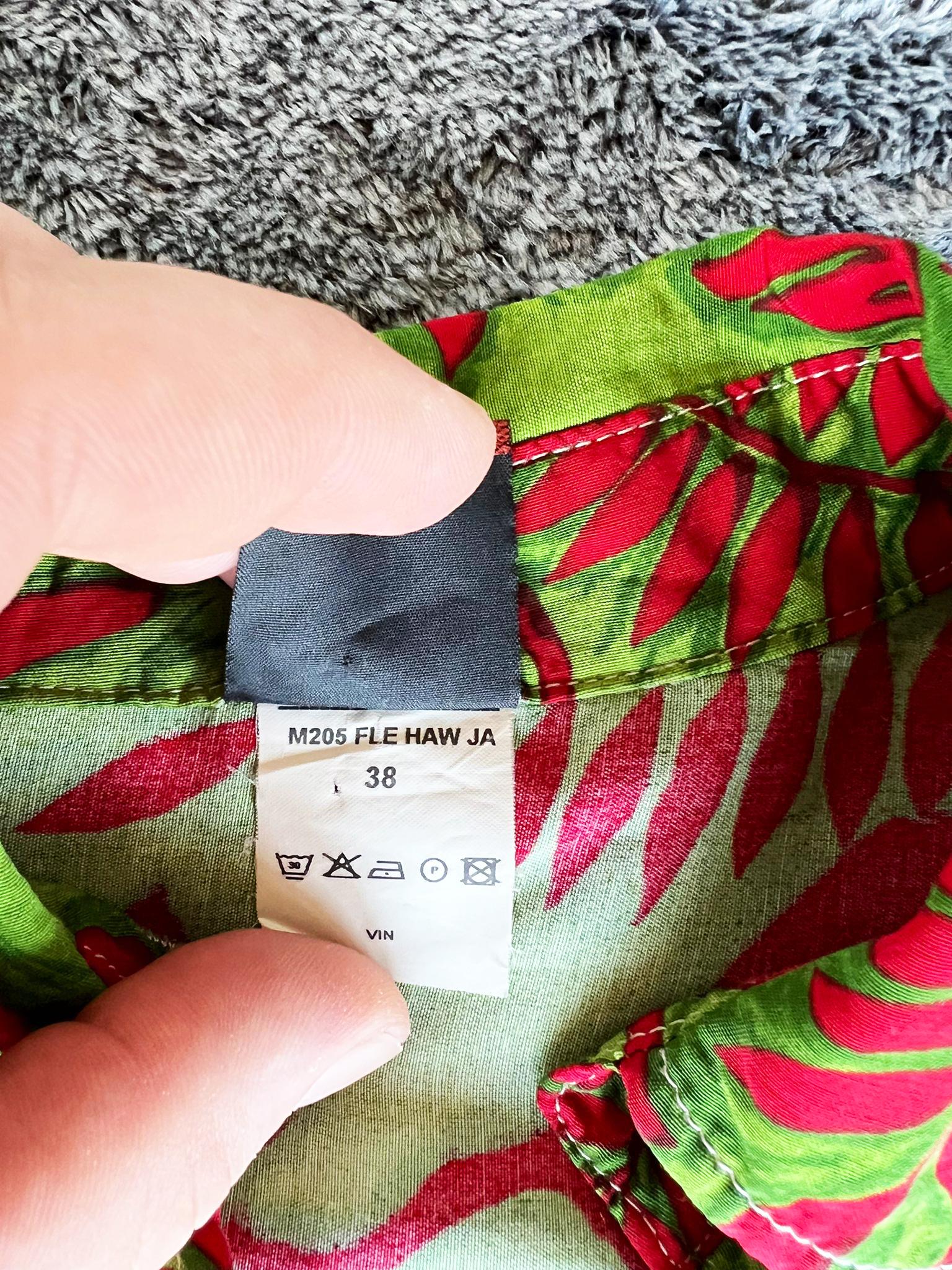 Jean Paul Gaultier 1990's Rot und Grün Leafs Button Up Hemd im Angebot 1