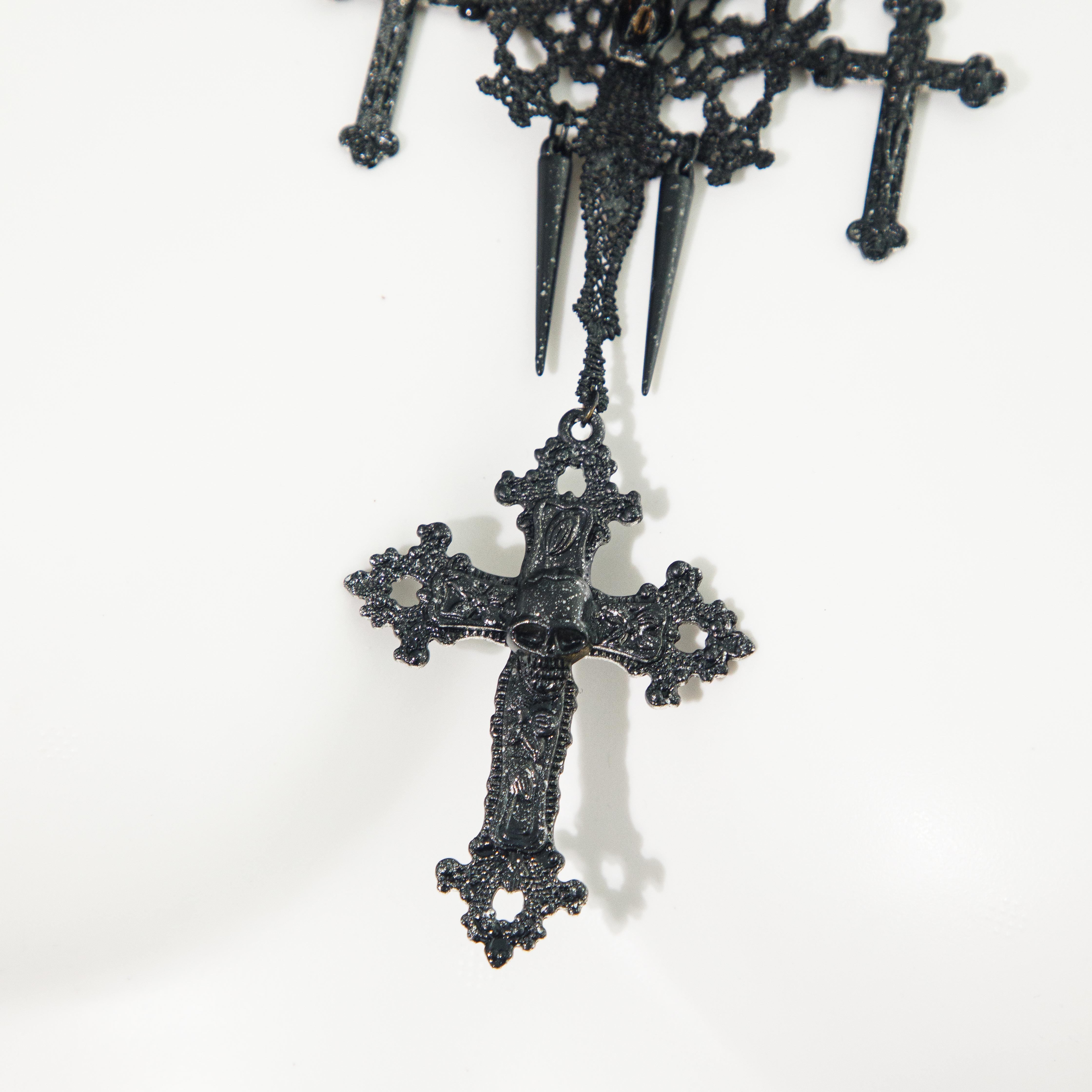 Jean Paul Gaultier 1990s Sample Crucifix Rosary Necklace In New Condition For Sale In London, GB