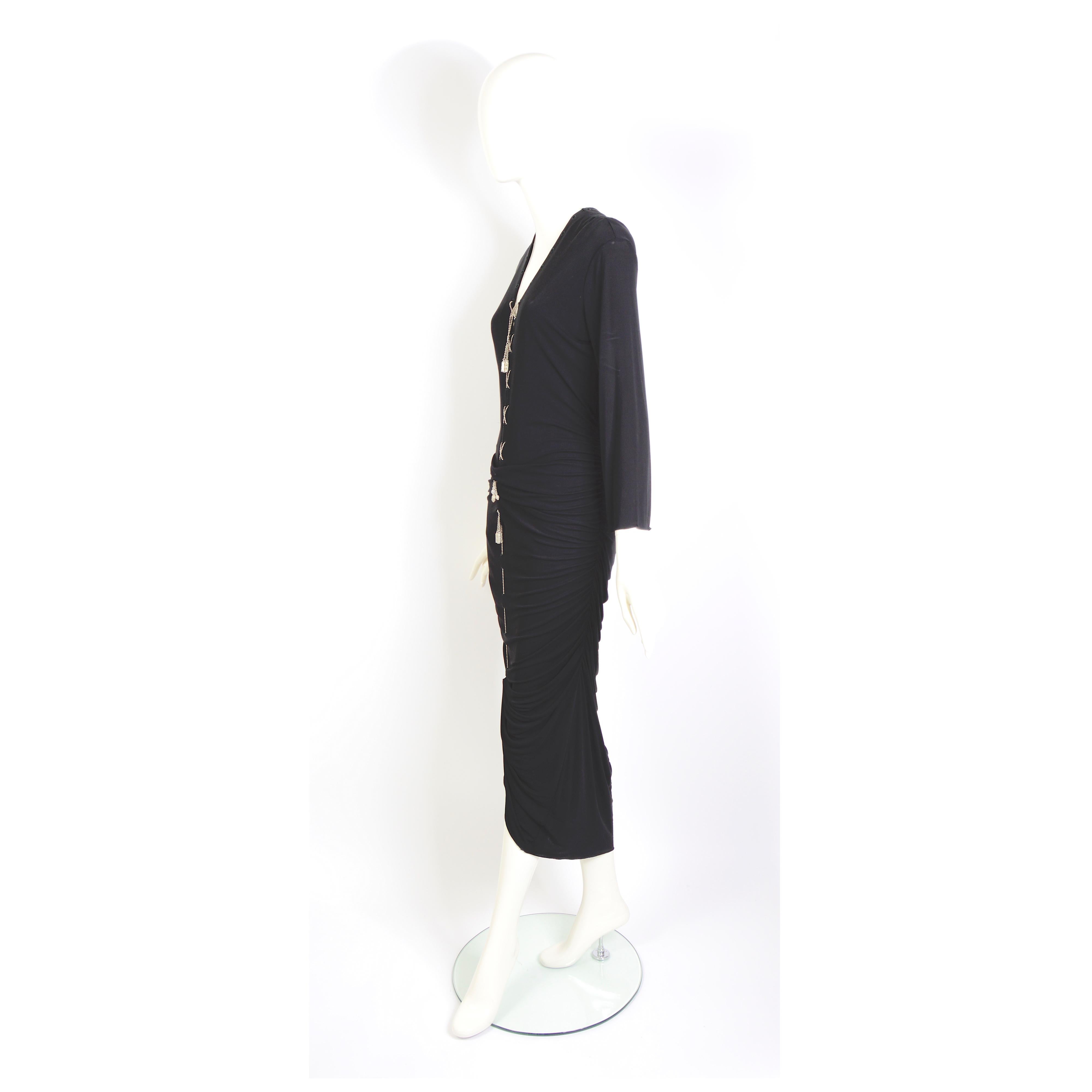 Jean Paul Gaultier 1990er Jahre Vintage Kleid aus schwarzem Jersey mit Metallkette und Schnürung im Zustand „Hervorragend“ im Angebot in Antwerp, BE