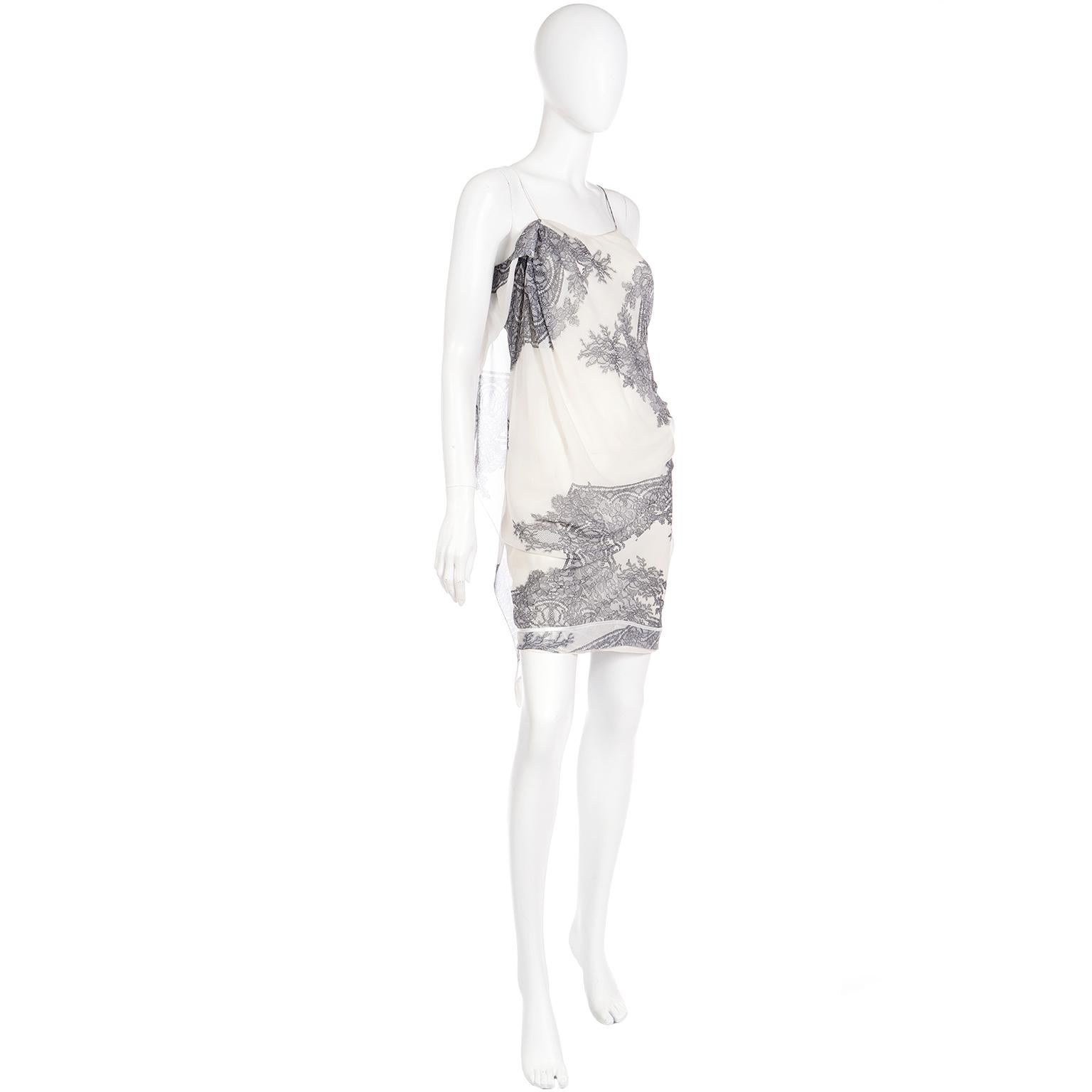 Jean Paul Gaultier Deadstock Slip-Kleid mit Spitzendruck und Original-Tags, 2007 im Zustand „Hervorragend“ im Angebot in Portland, OR