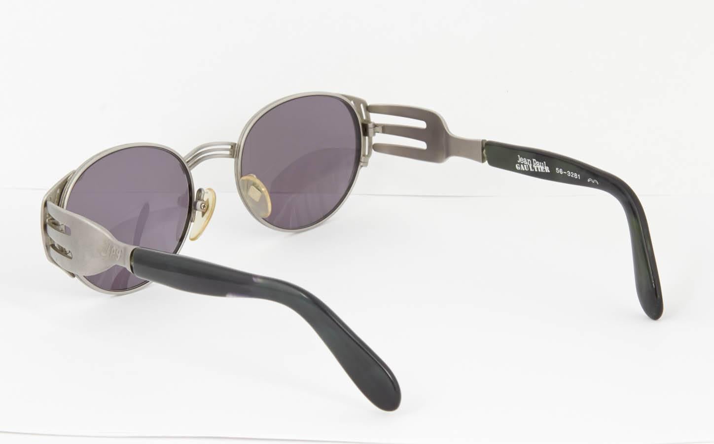 Jean Paul Gaultier 56-3281 Fork Vintage Sunglasses In Excellent Condition For Sale In Chicago, IL