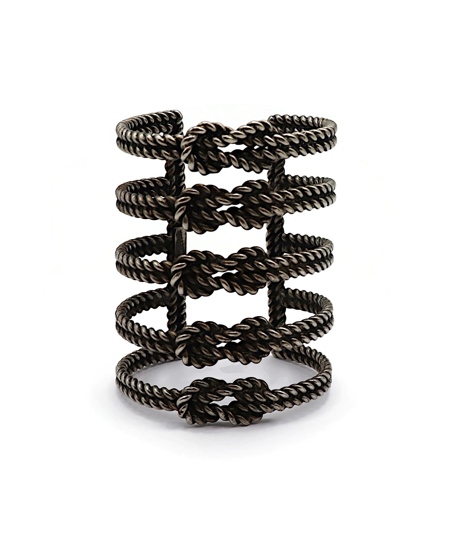 JEAN PAUL GAULTIER Antikes, silberfarbenes Manschettenarmband mit Knoten aus Silber im Zustand „Hervorragend“ im Angebot in Nice, FR