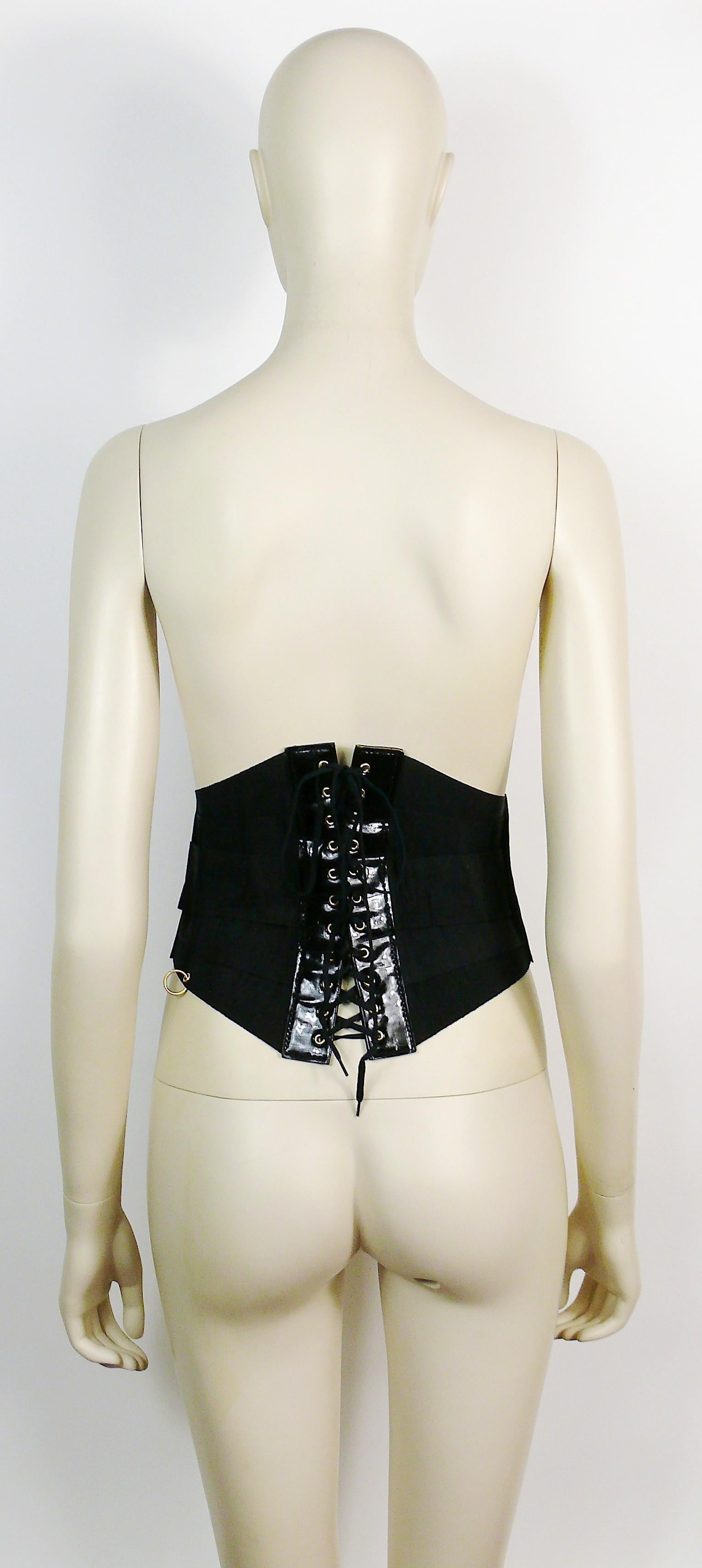 Vintage Bandage Corset Belt In Fair Condition For Sale In Nice, FR