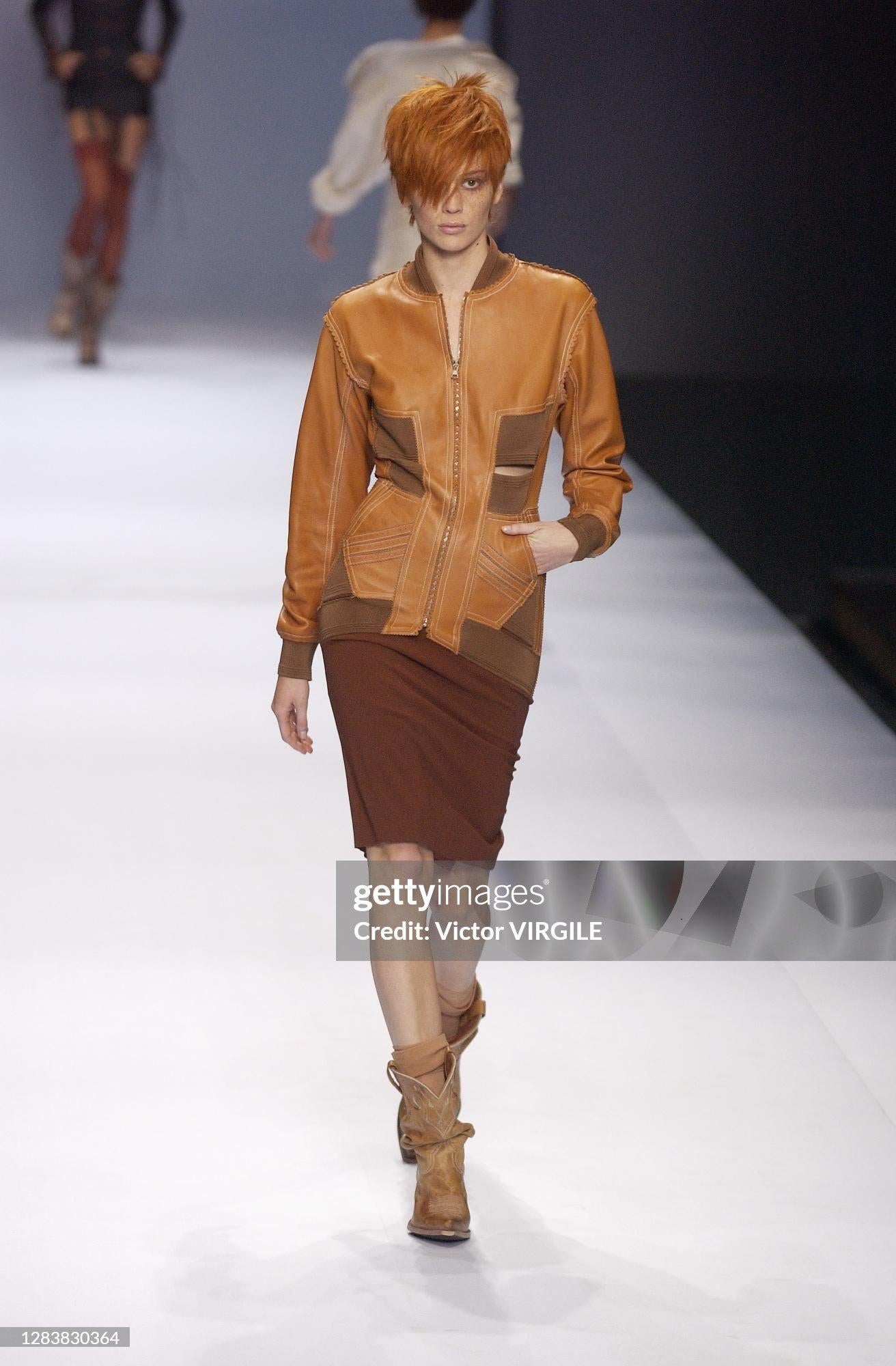 Jean Paul Gaultier - Veste en cuir perforé beige, S/S 2004 Unisexe en vente