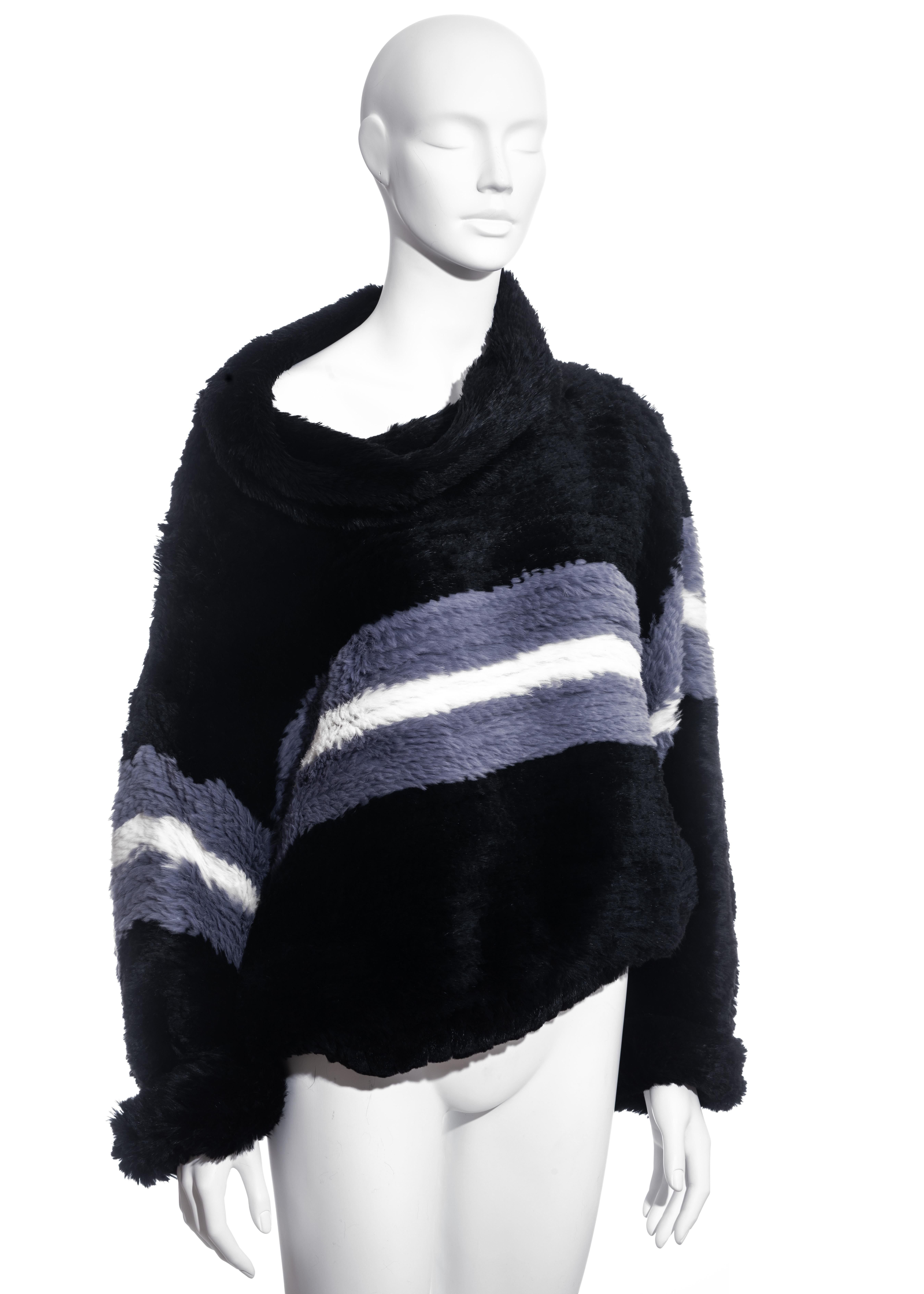 Jean Paul Gaultier schwarzer übergroßer Pullover aus Strickpelz, fw 2003 im Zustand „Hervorragend“ im Angebot in London, GB