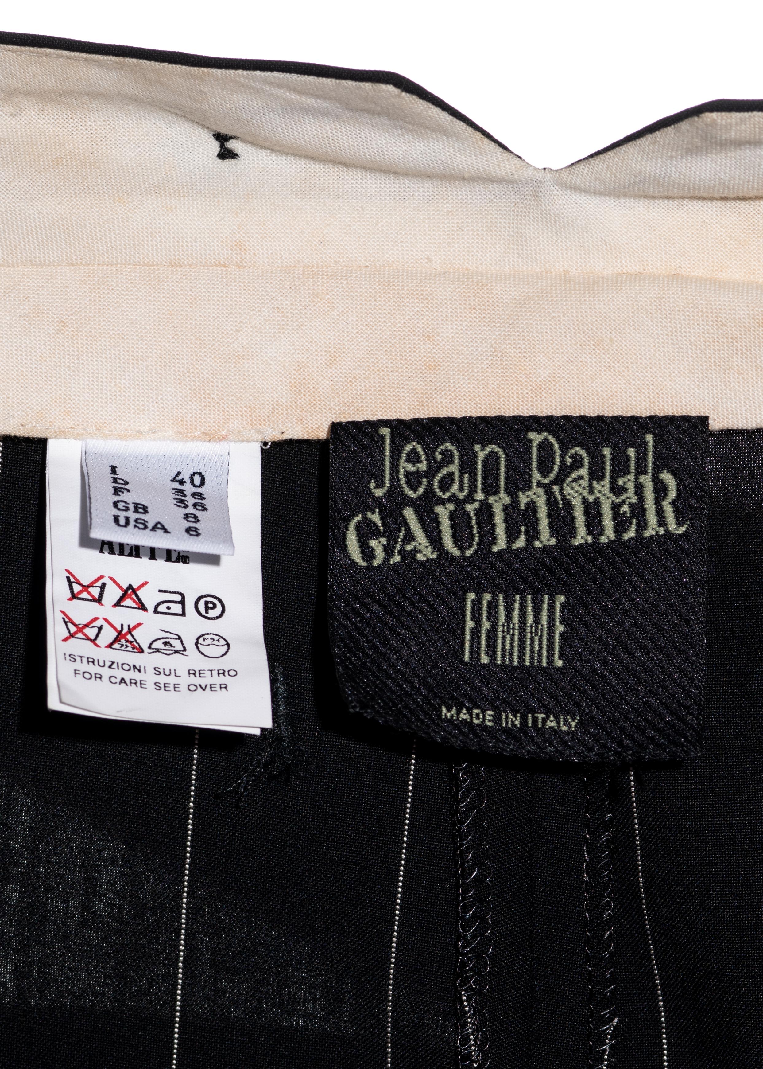 Jean Paul Gaultier Pantalones de tiro alto de lana negra a rayas, fw 2002 5
